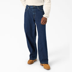 "Hilham Loose Fit Jeans"