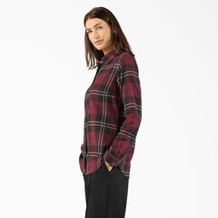 "Women's Plaid Flannel Long Sleeve Shirt"