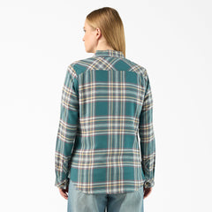 "Women's Plaid Flannel Long Sleeve Shirt"