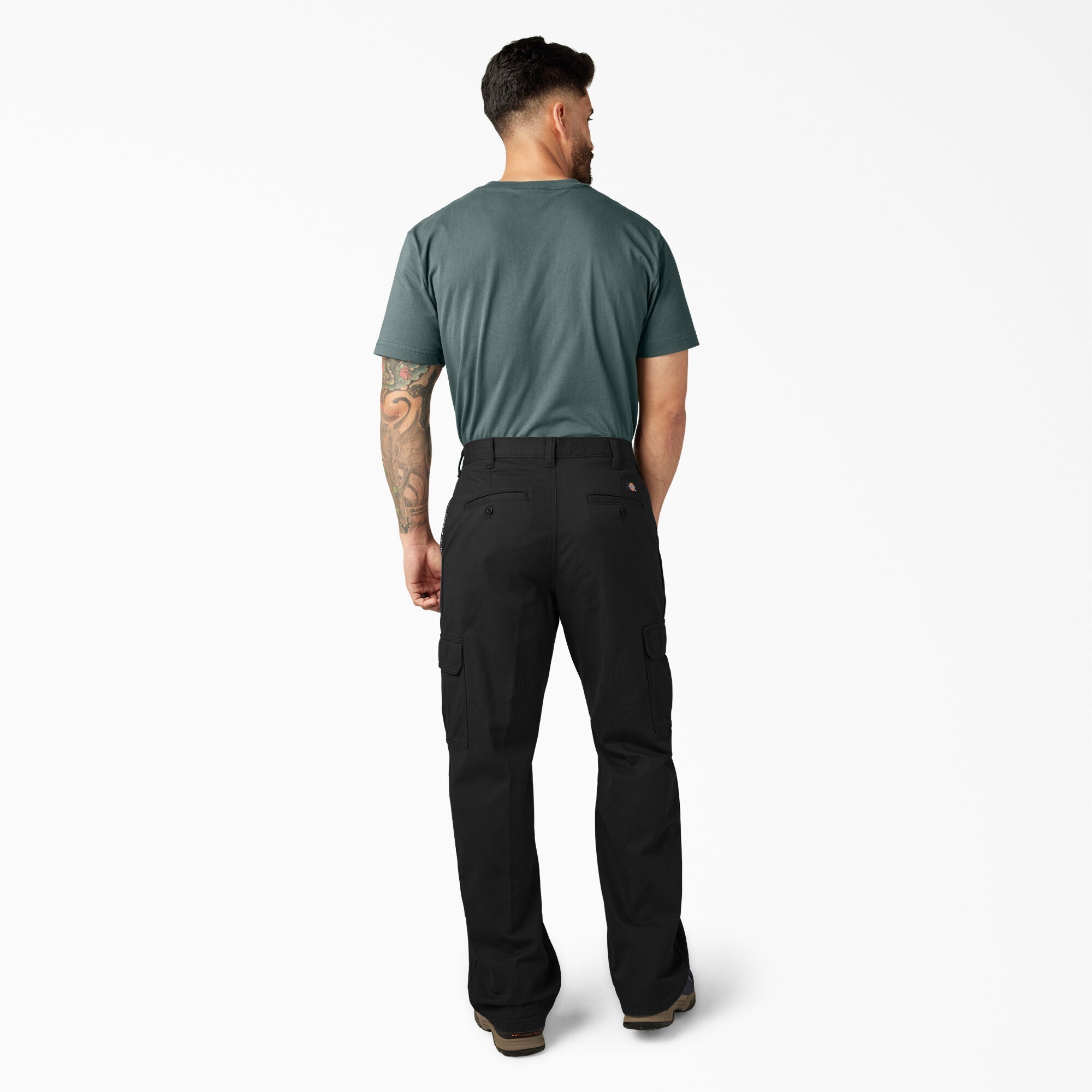 "Loose Fit Cargo Pants"