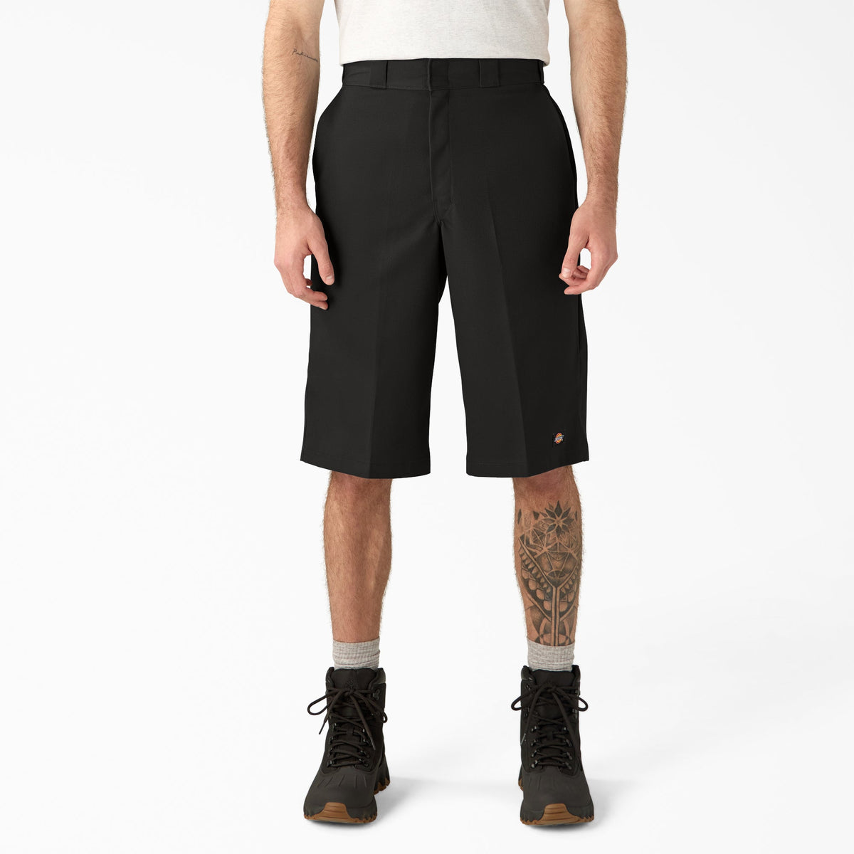 "Loose Fit Multi-Use Pocket Work Shorts, 15"""