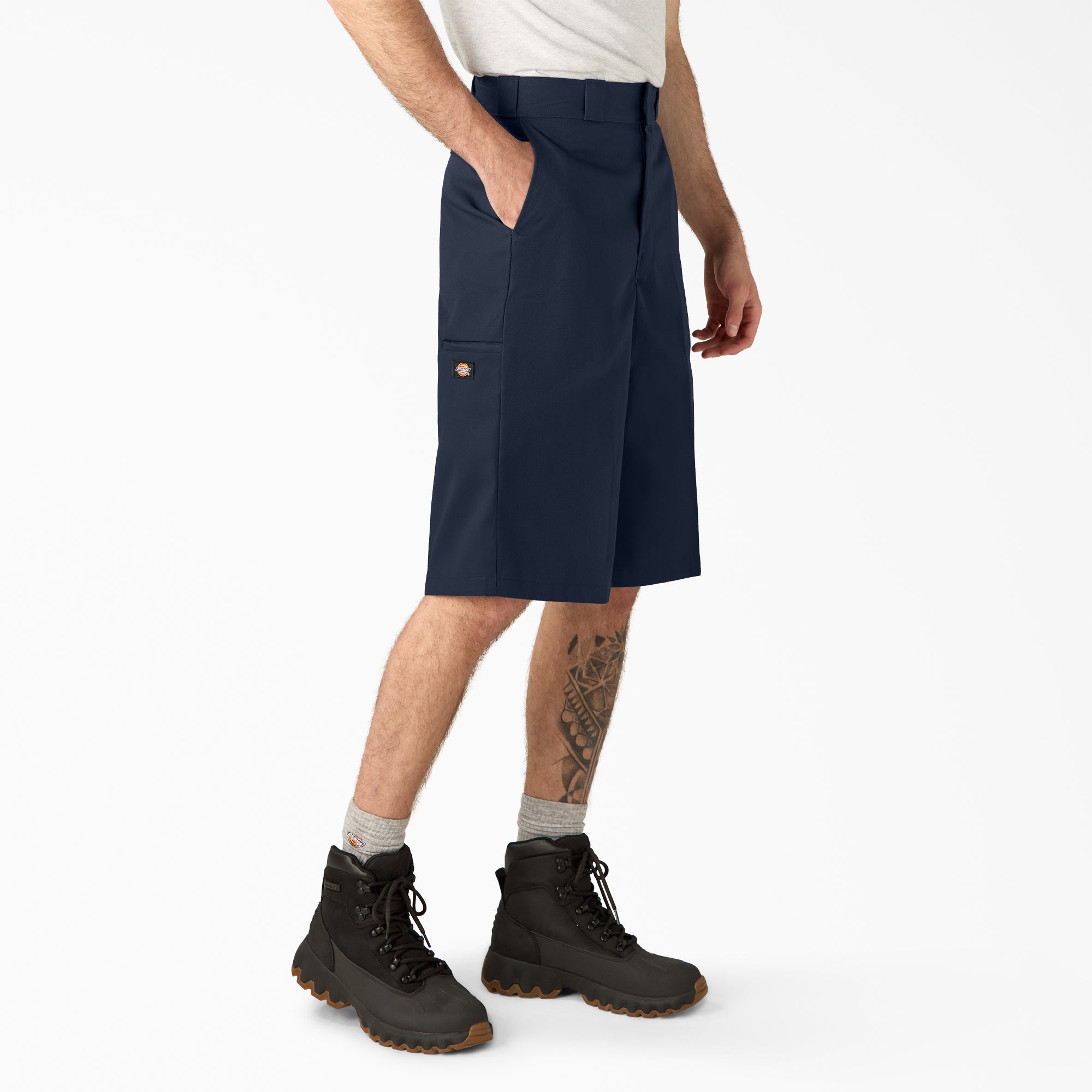 "Loose Fit Multi-Use Pocket Work Shorts, 15"""