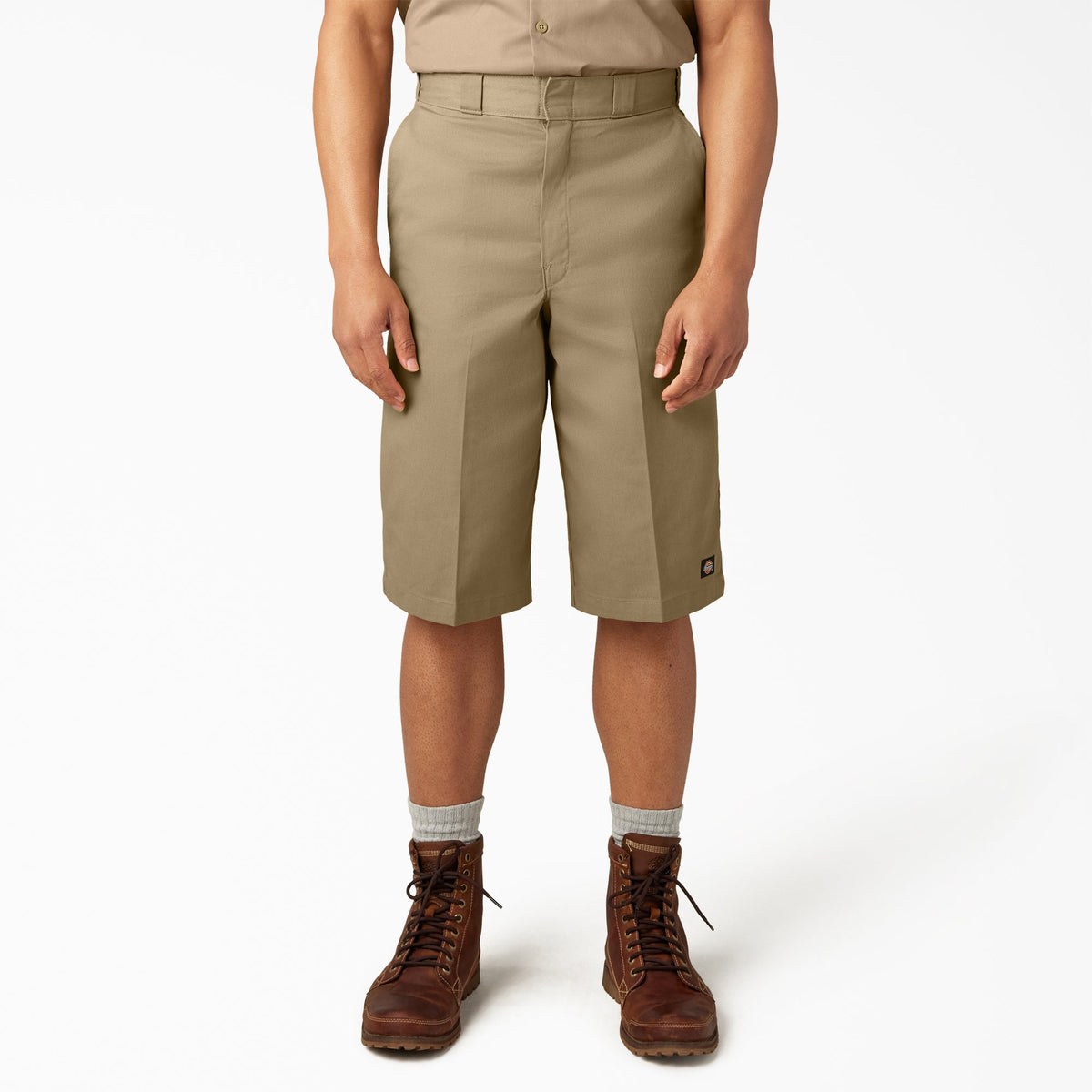 "Loose Fit Multi-Use Pocket Work Shorts, 15"""