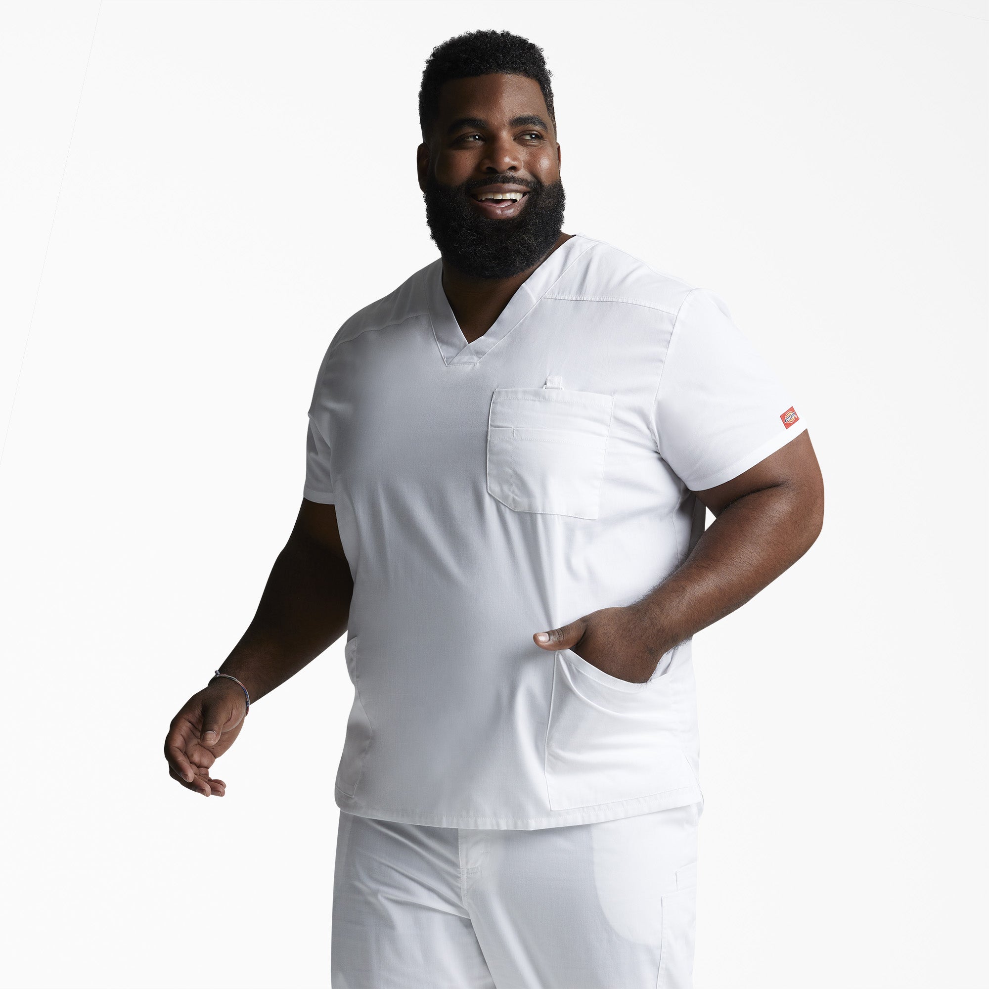 "Men's EDS Signature V-Neck Scrub Top"