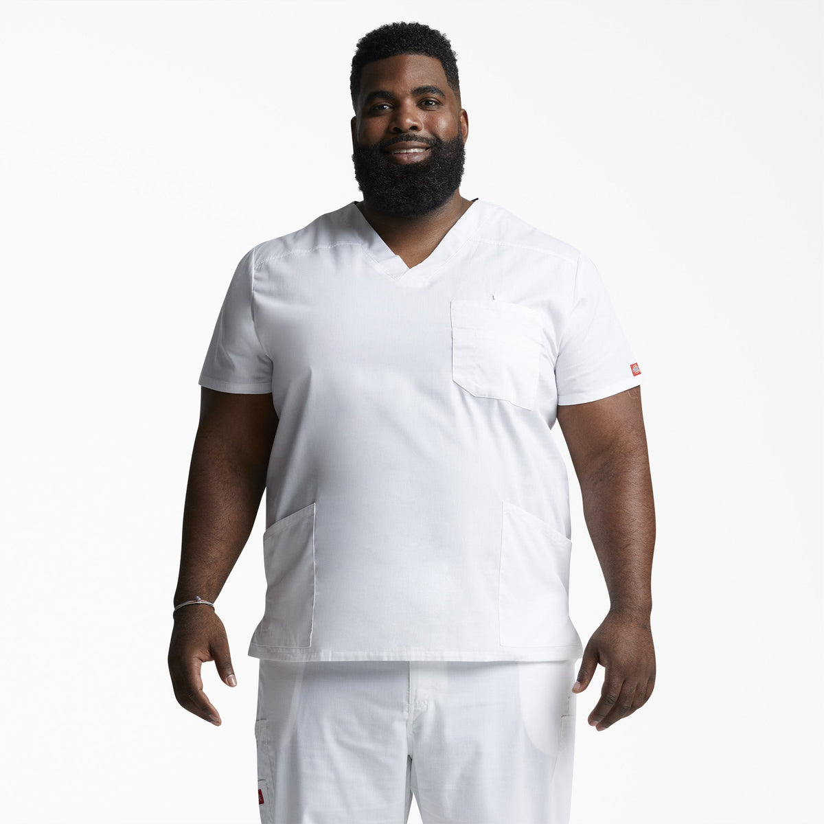 "Men's EDS Signature V-Neck Scrub Top"