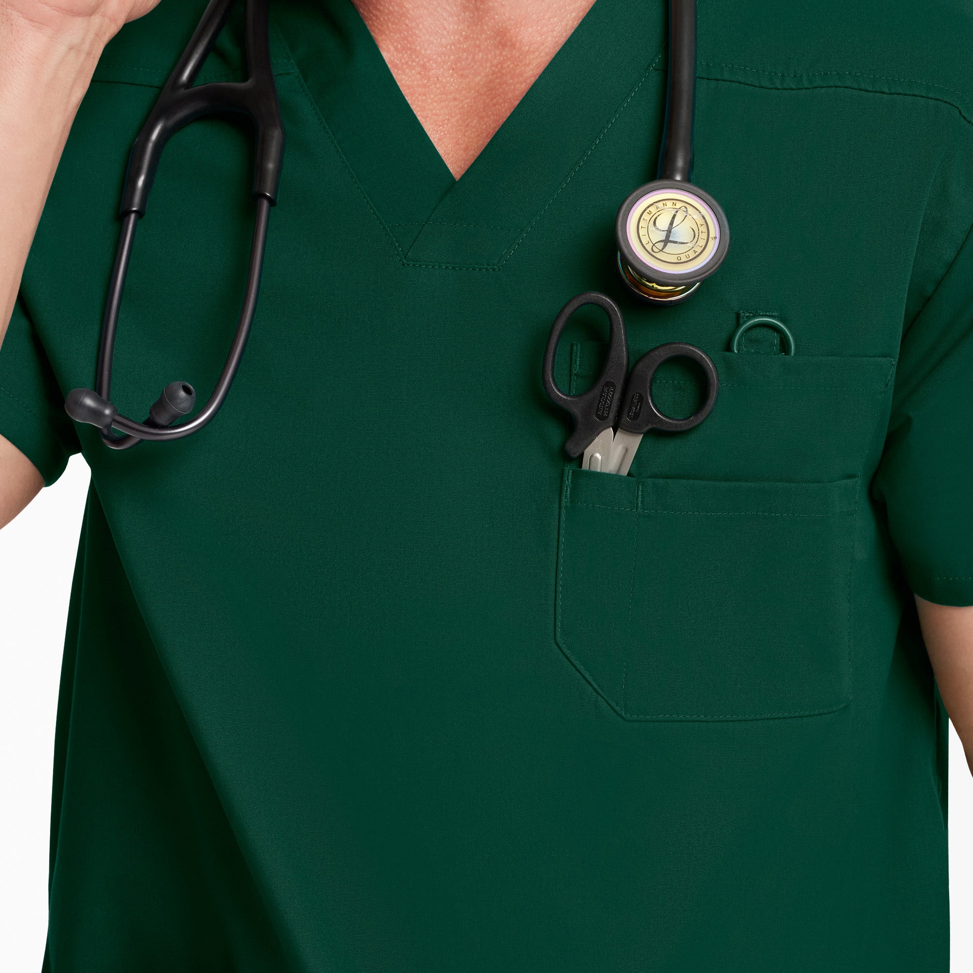 "Men's EDS Signature V-Neck Scrub Top"