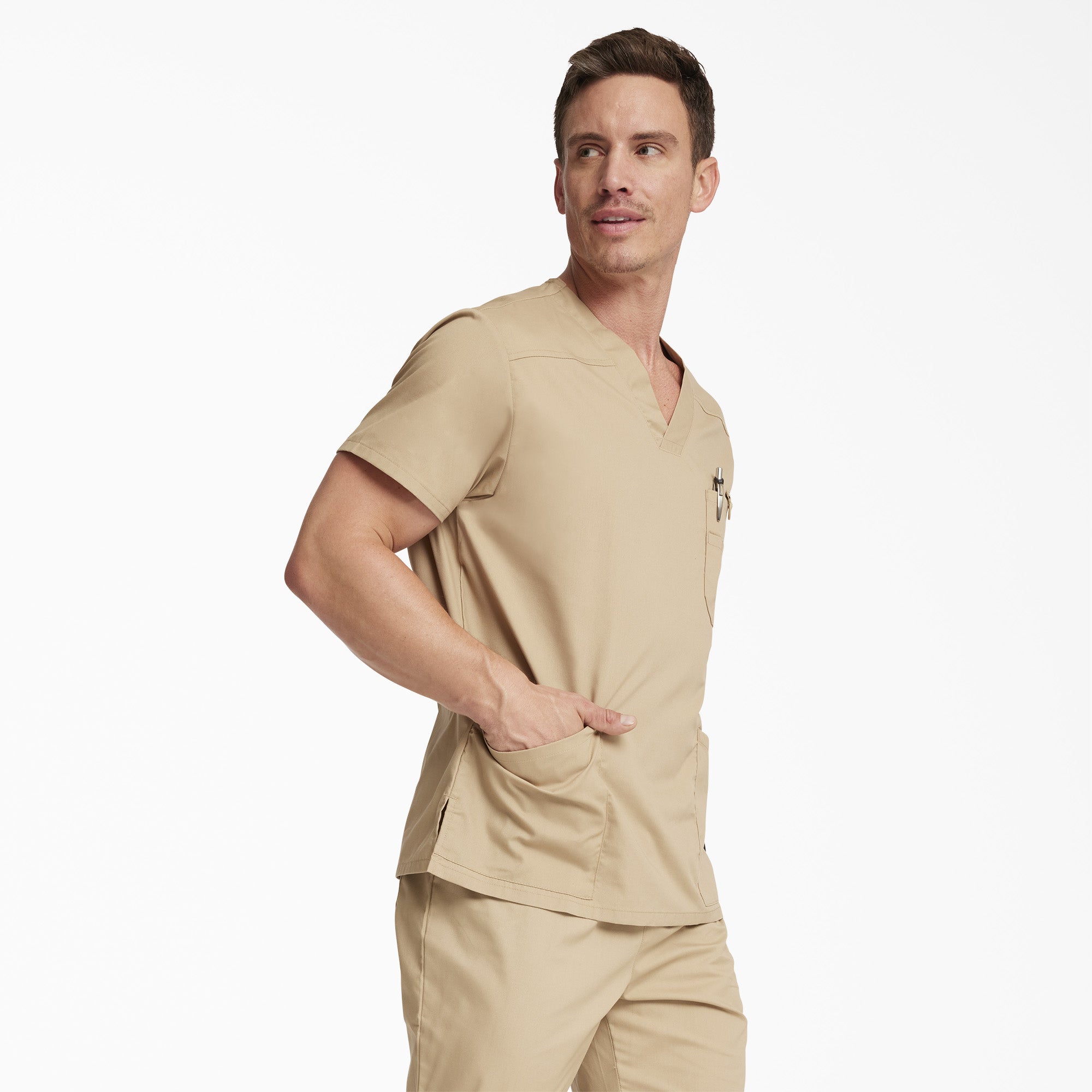 "Men's EDS Signature V-Neck Scrub Top"
