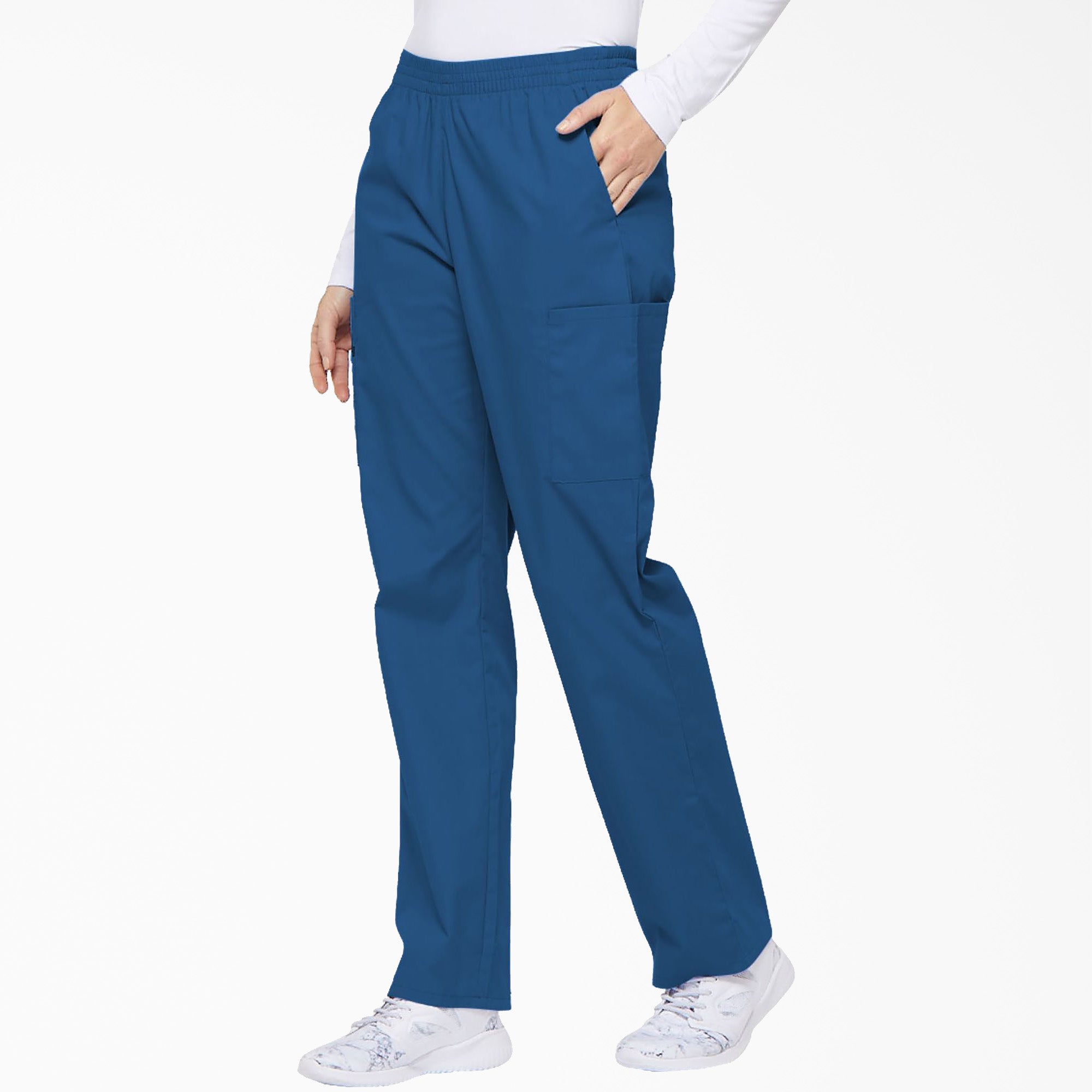 "Women's EDS Signature Cargo Scrub Pants"