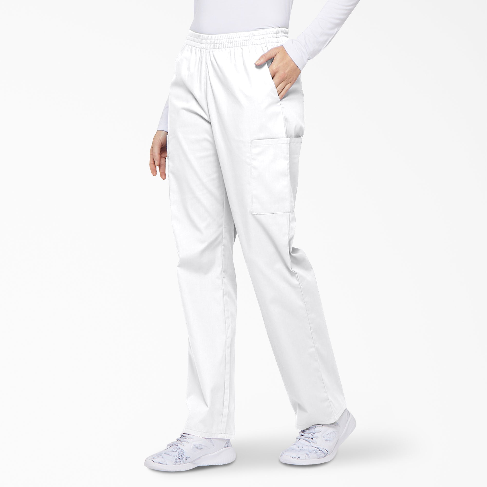 "Women's EDS Signature Cargo Scrub Pants"