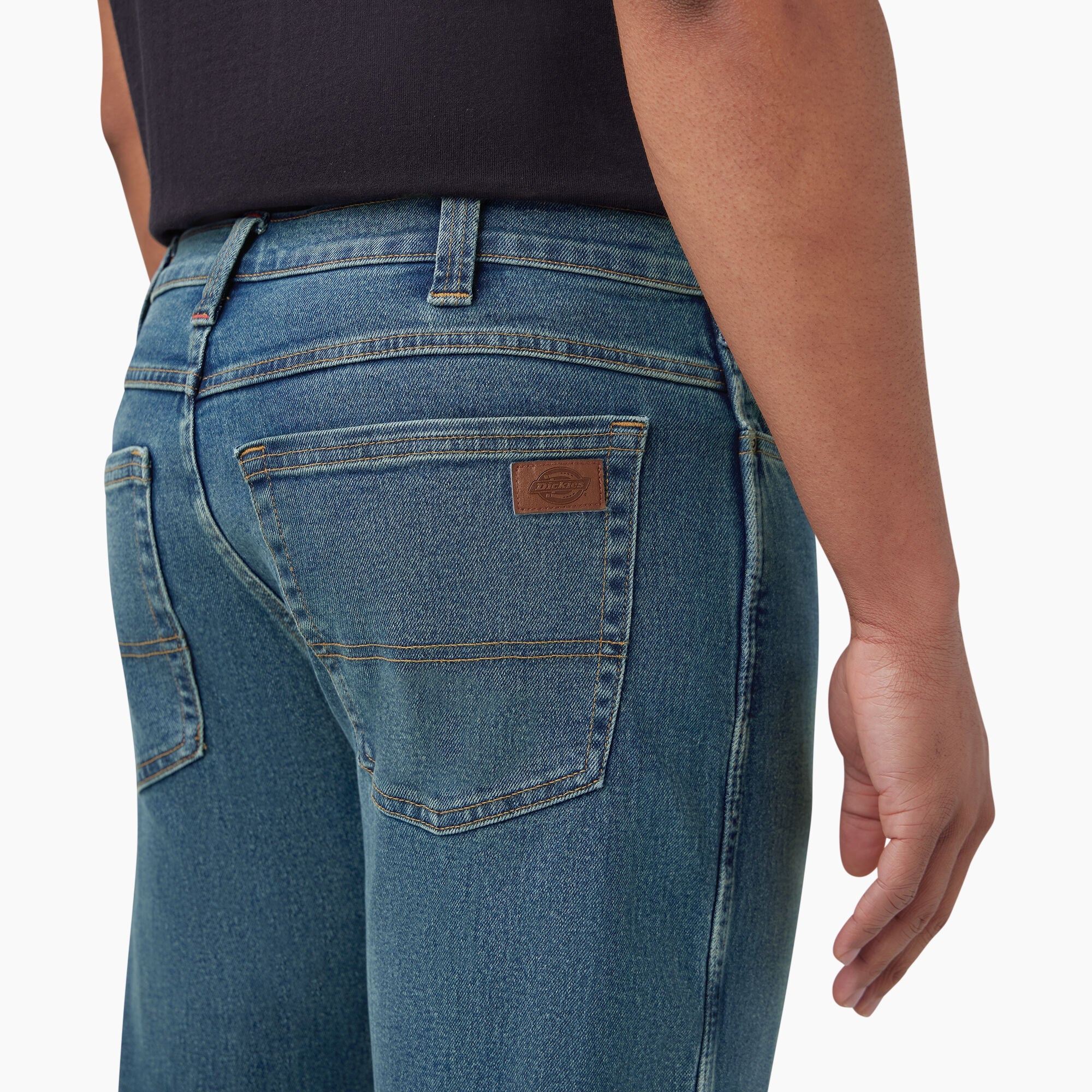 "FLEX Regular Fit 5-Pocket Jeans"