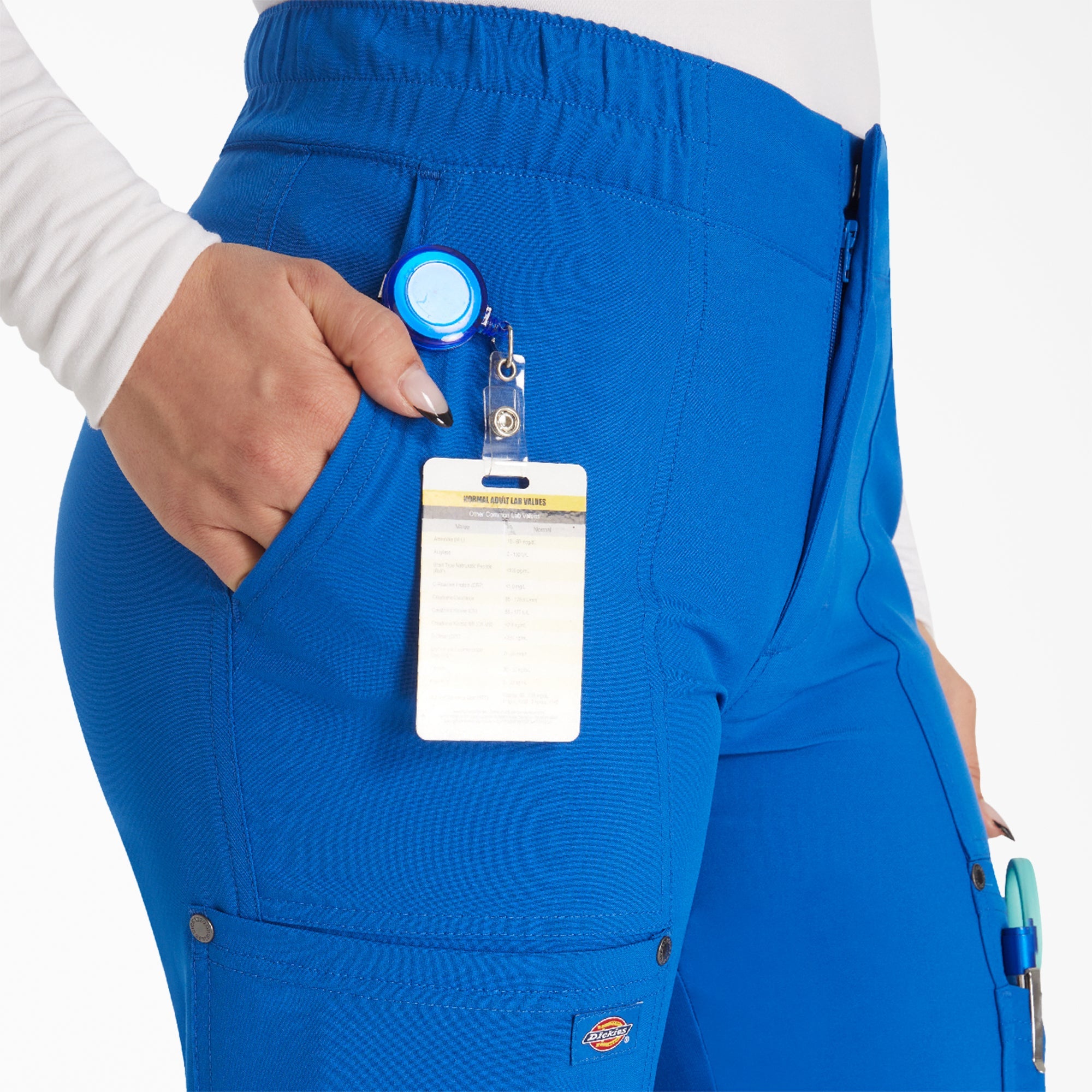 "Women's EDS NXT Cargo Scrub Pants"