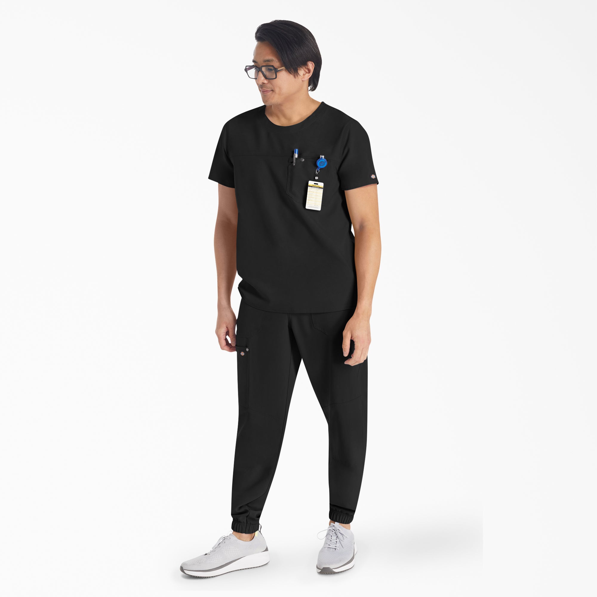 "Men's EDS NXT Round Neck Scrub Top"