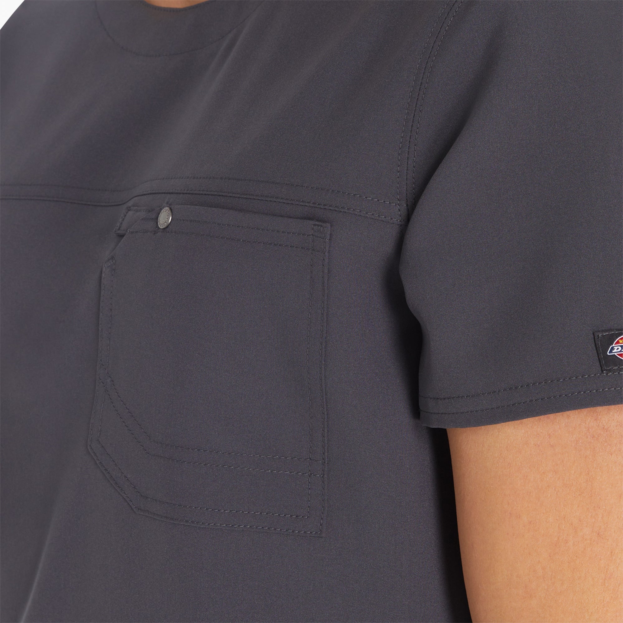 "Men's EDS NXT Round Neck Scrub Top"