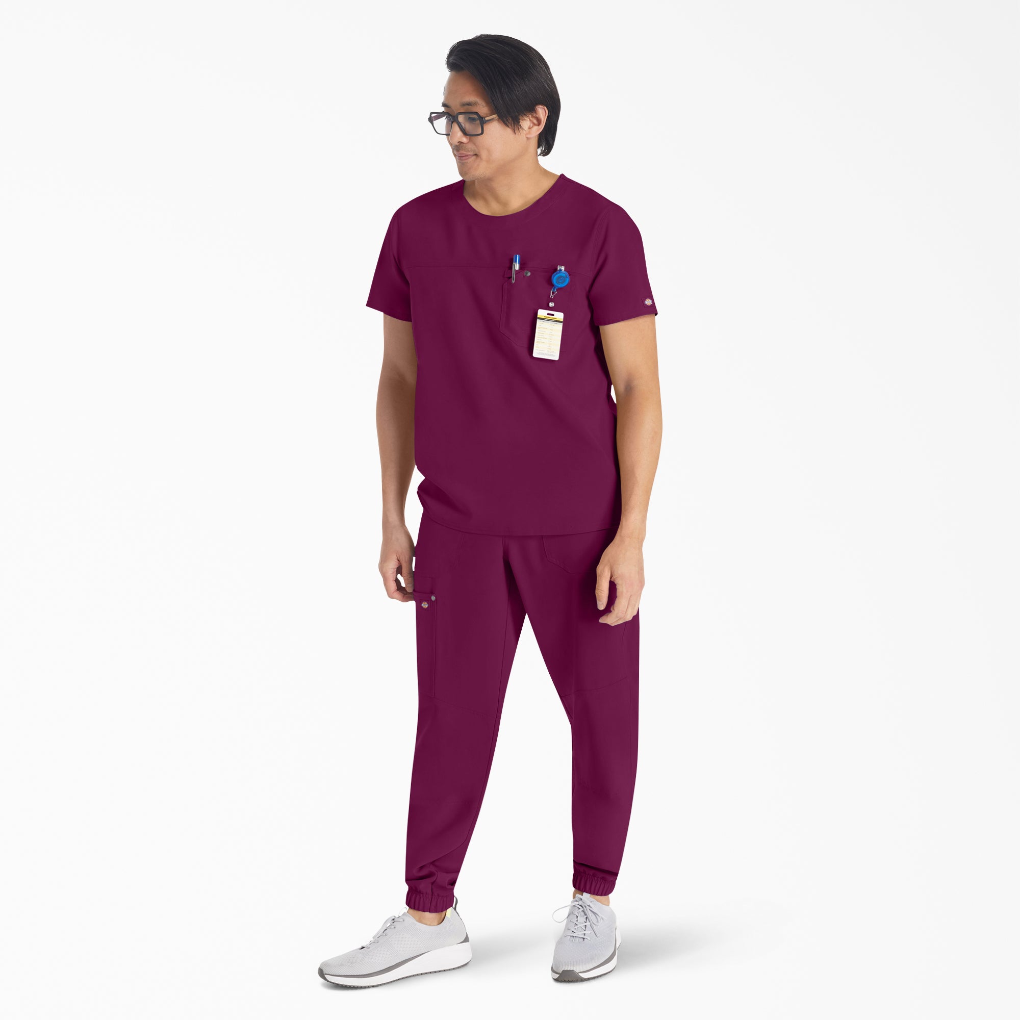 "Men's EDS NXT Round Neck Scrub Top"