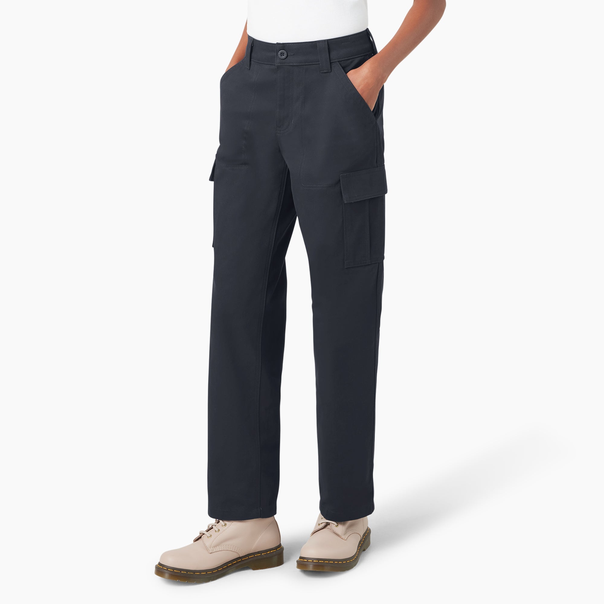 "Women's Relaxed Fit Cargo Pants"