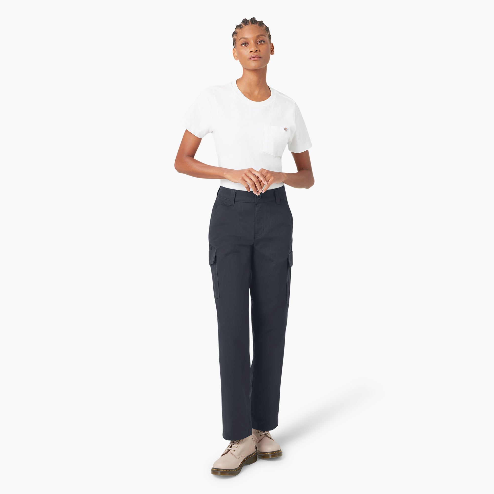 "Women's Relaxed Fit Cargo Pants"