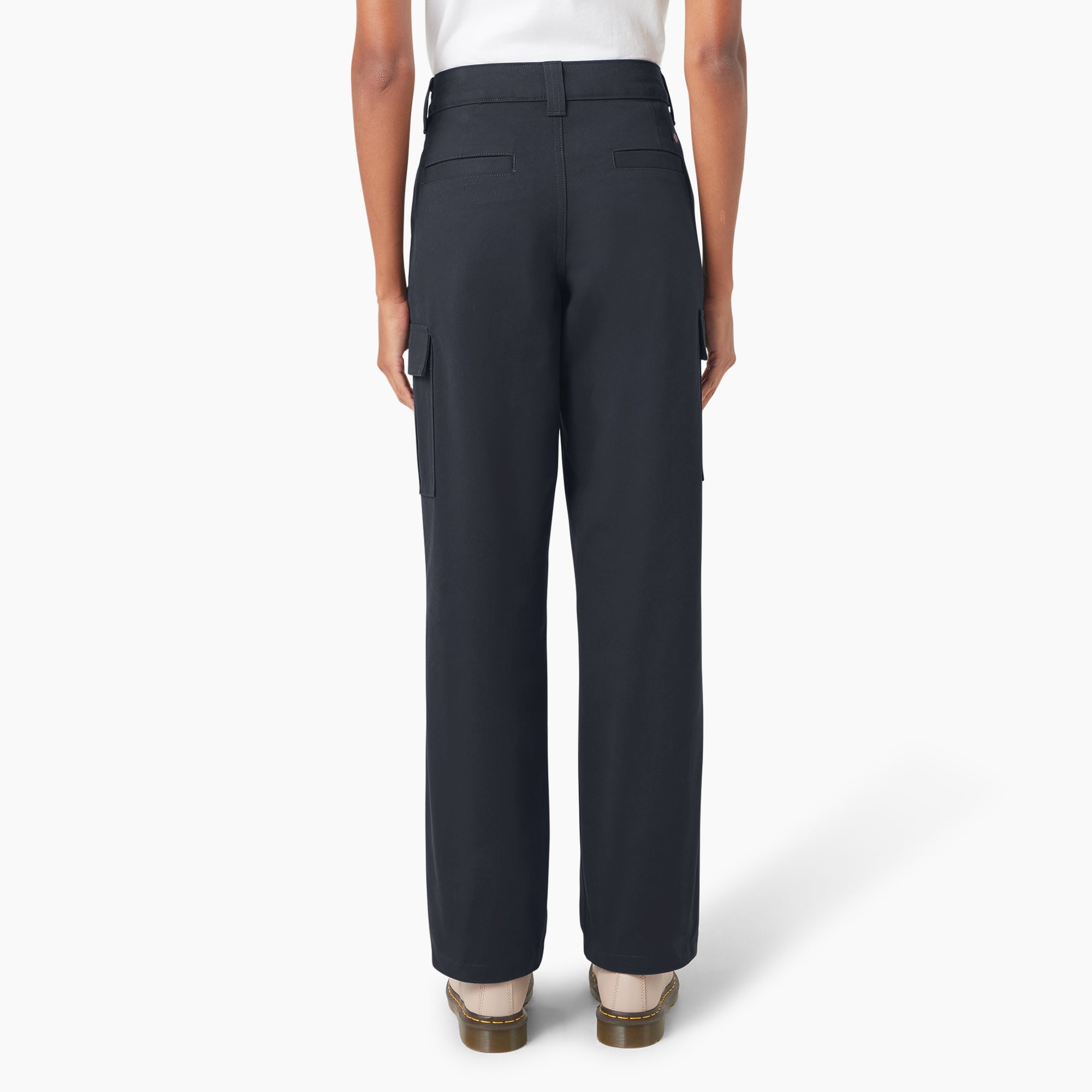 "Women's Relaxed Fit Cargo Pants"