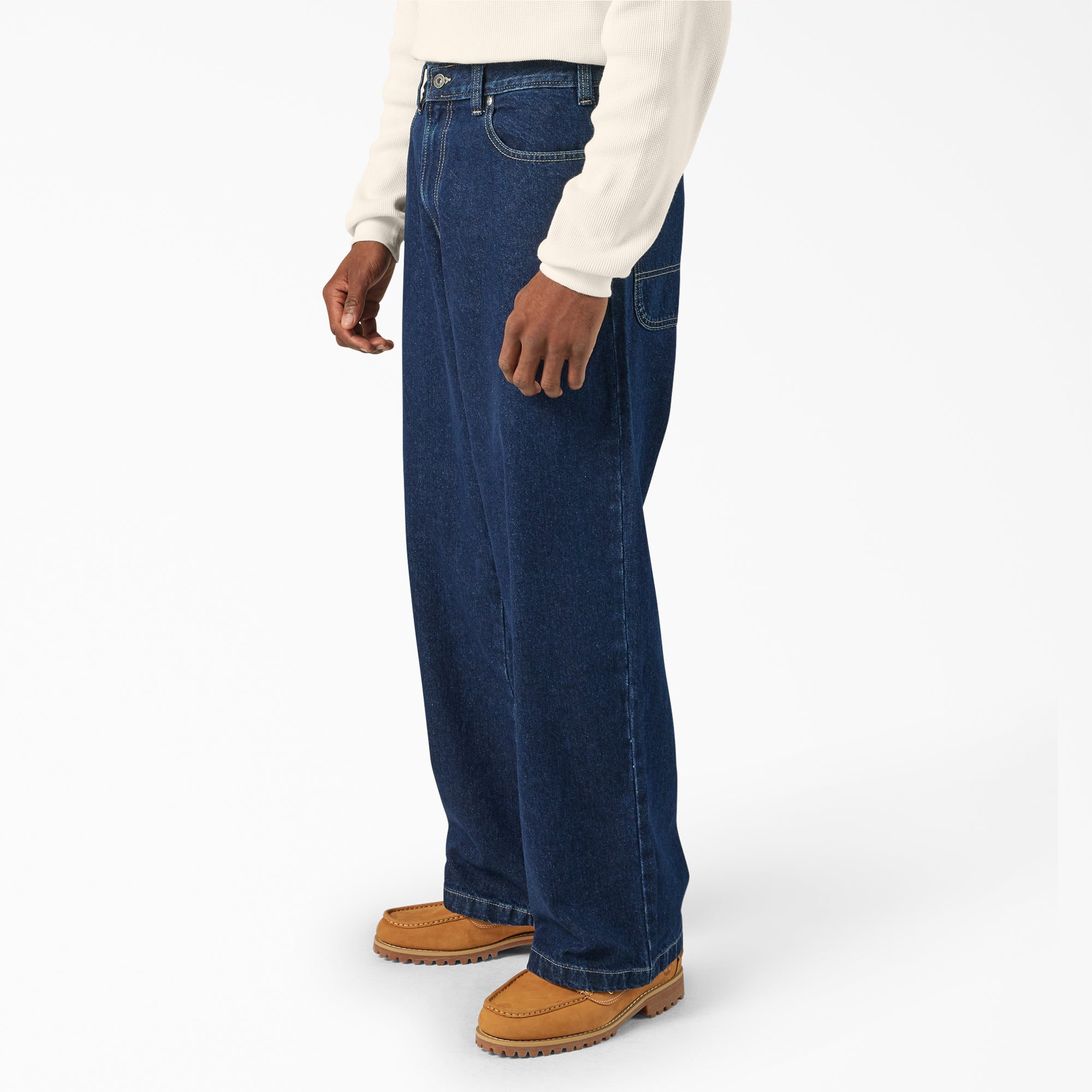"Hilham Loose Fit Jeans"
