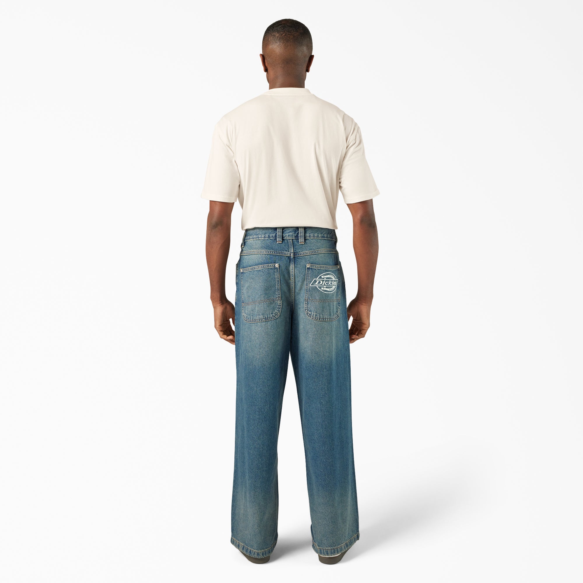 "Hilham Loose Fit Jeans"
