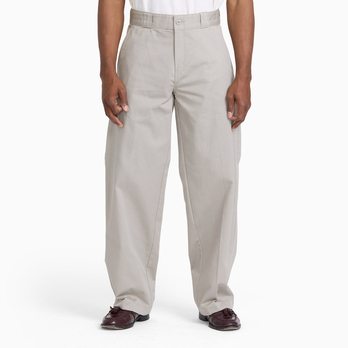 "247 Loose Fit Pant"