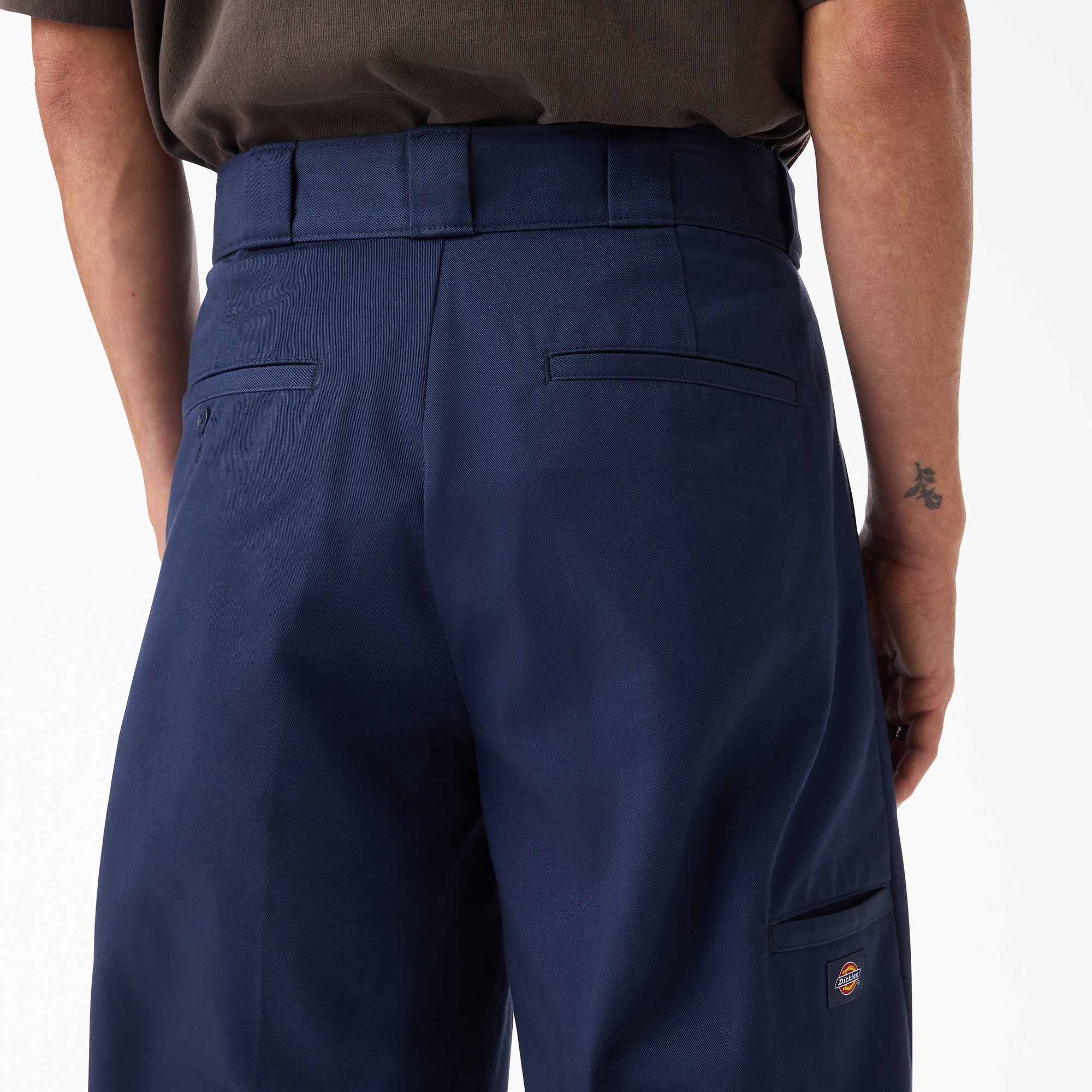 "247 Loose Fit Pants"