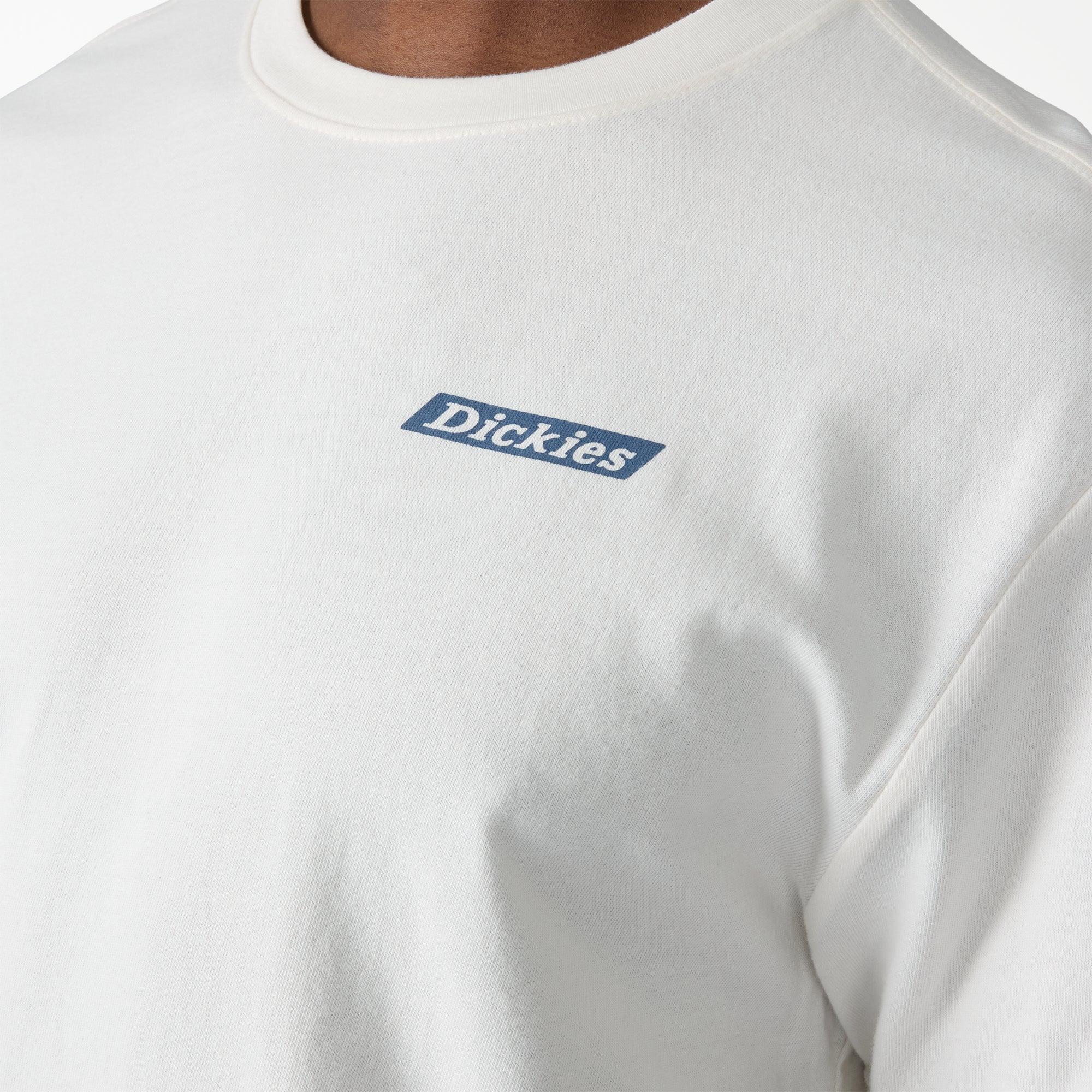 "Americana Logo Fill Graphic T-Shirt"