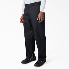 "877 Loose Fit Work Pants"