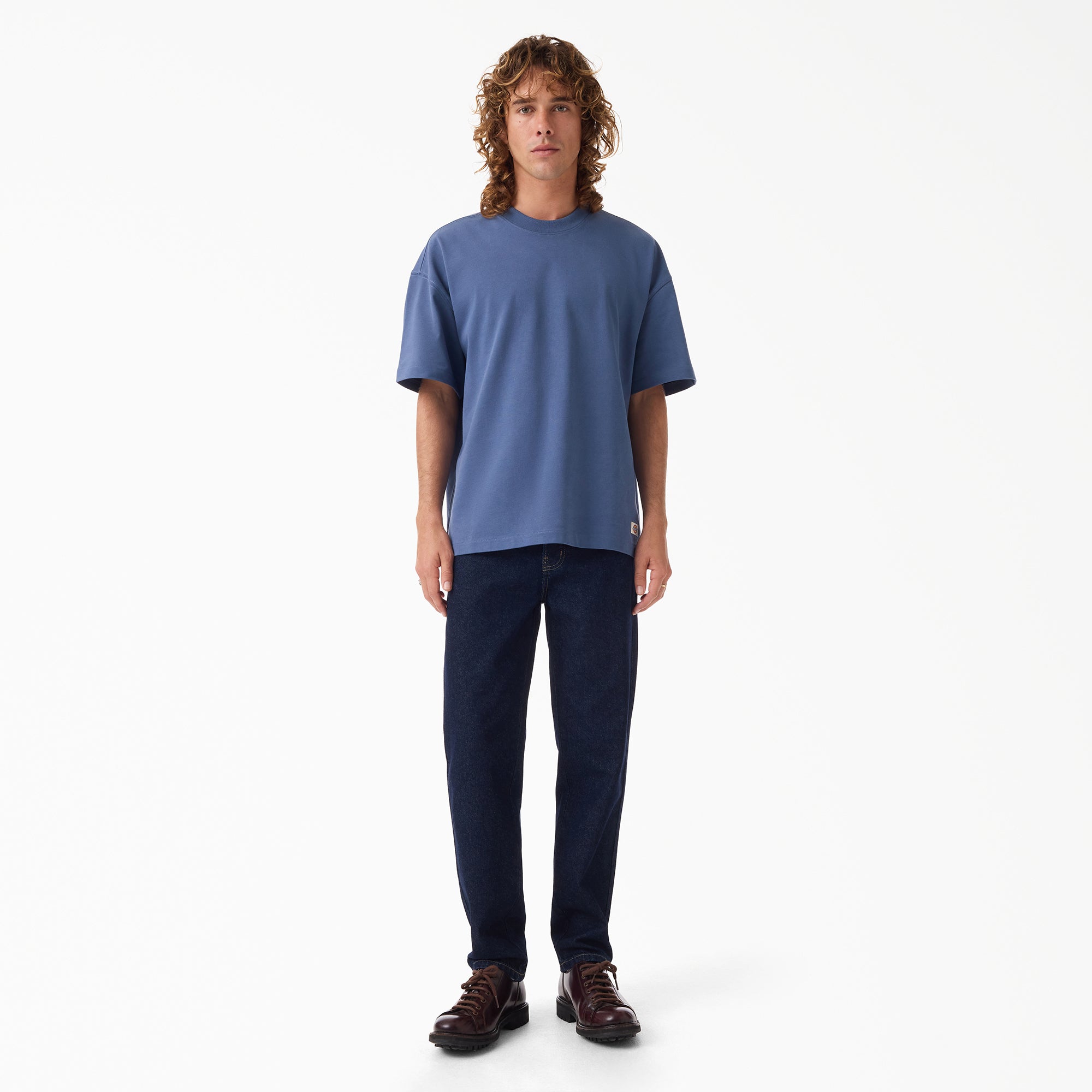 "982 Slim Tapered Jeans"