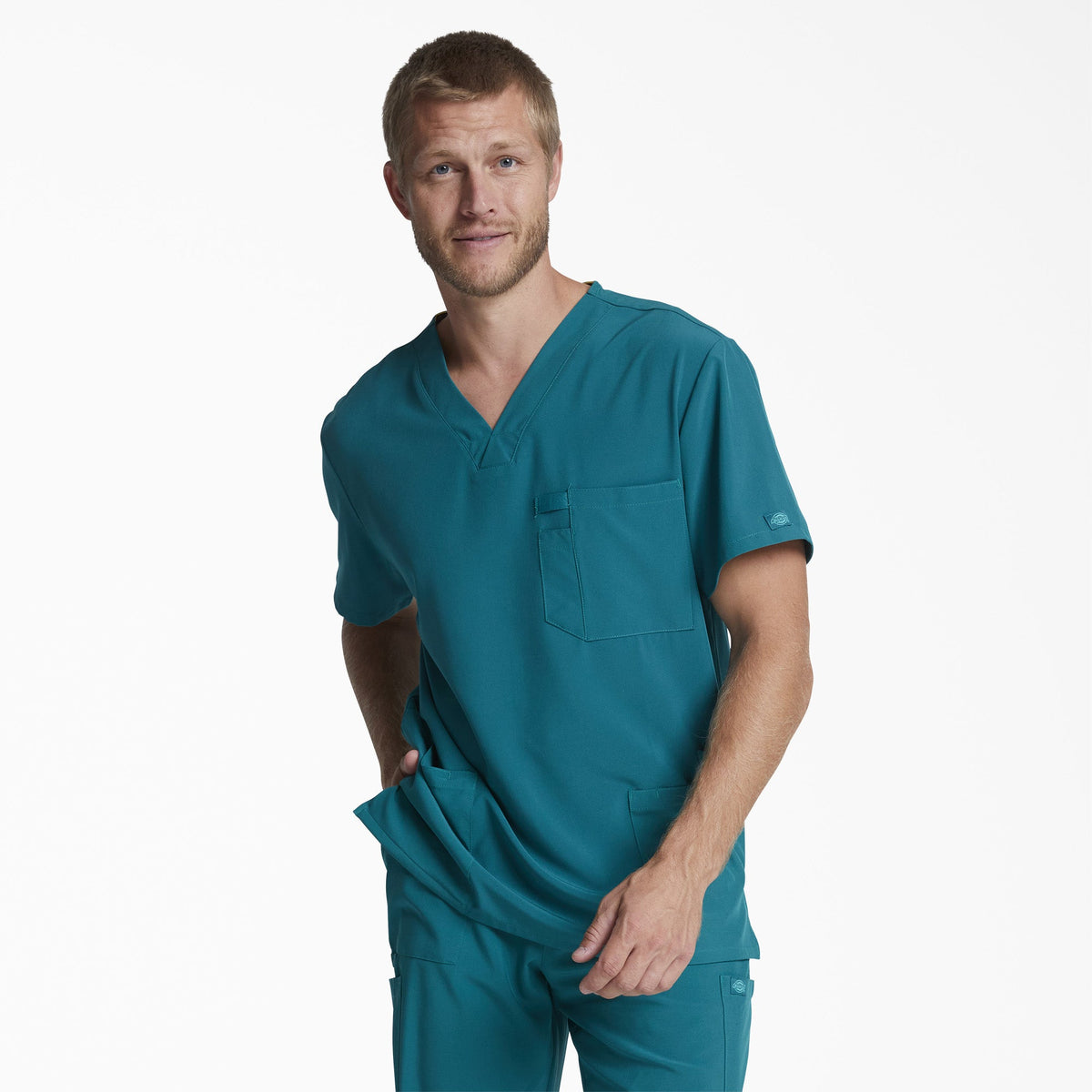 "Men's EDS Essentials Tuckable V-Neck Scrub Top"