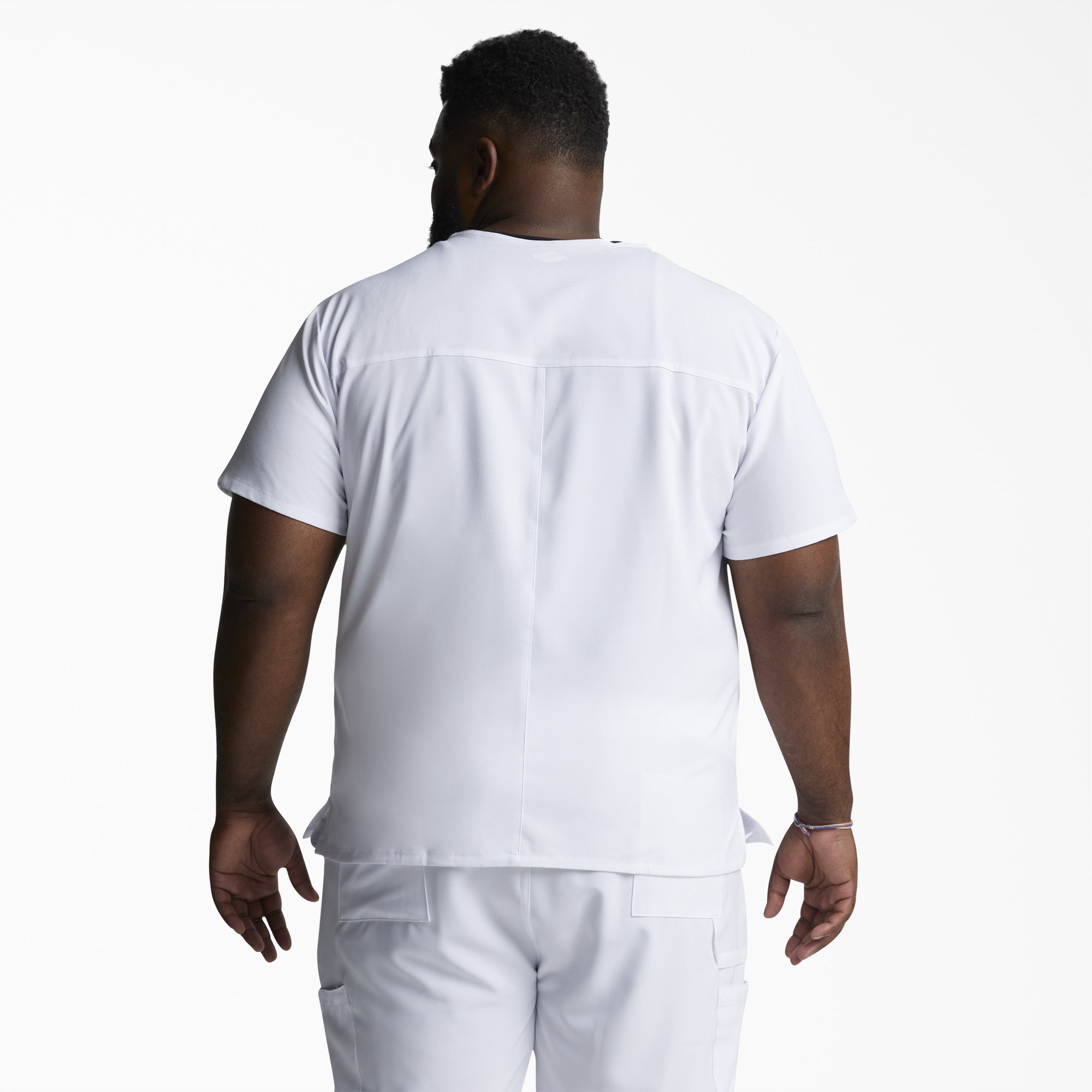 "Men's EDS Essentials Tuckable V-Neck Scrub Top"