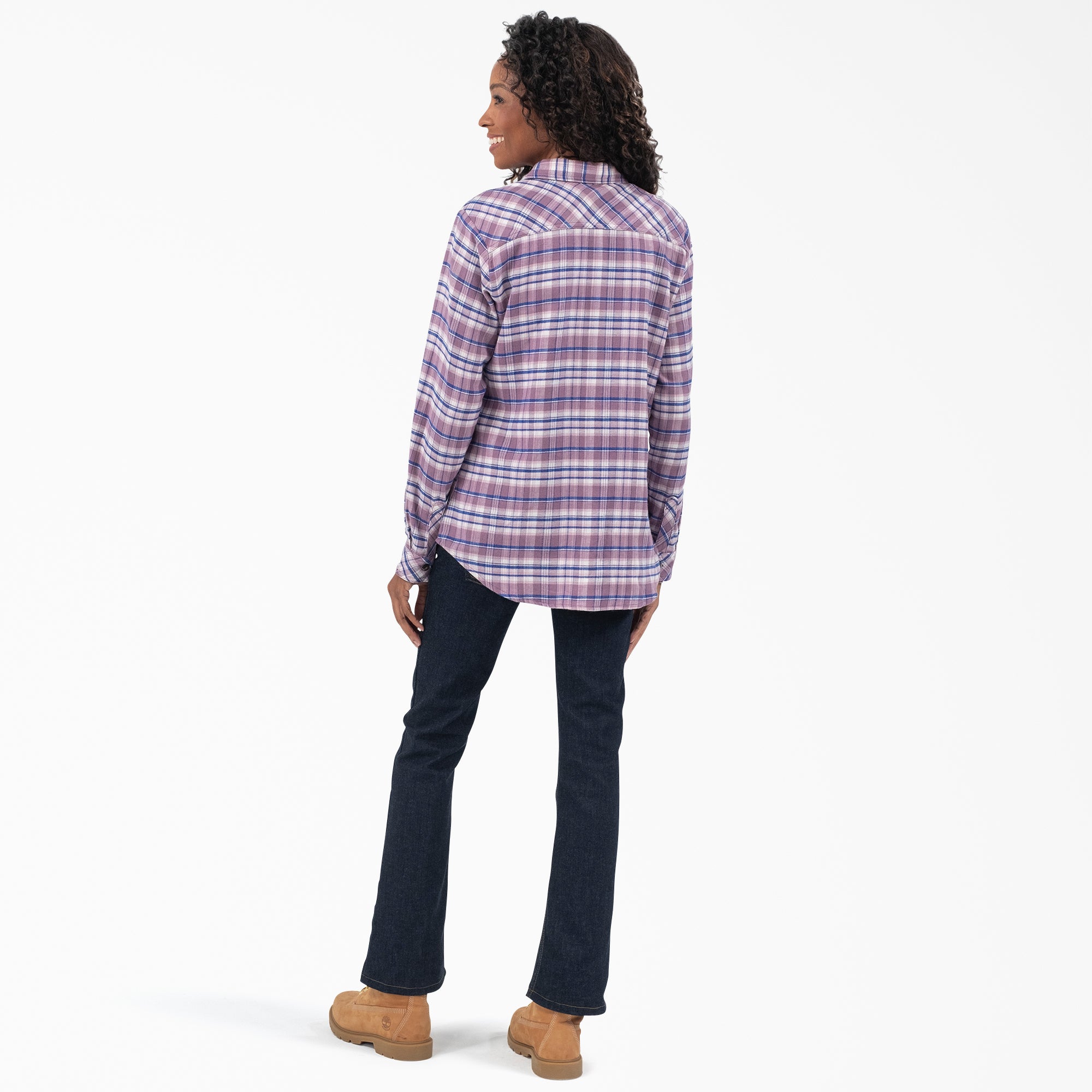 "Women's Plaid Flannel Long Sleeve Shirt"