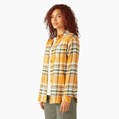 "Women's Plaid Flannel Long Sleeve Shirt"