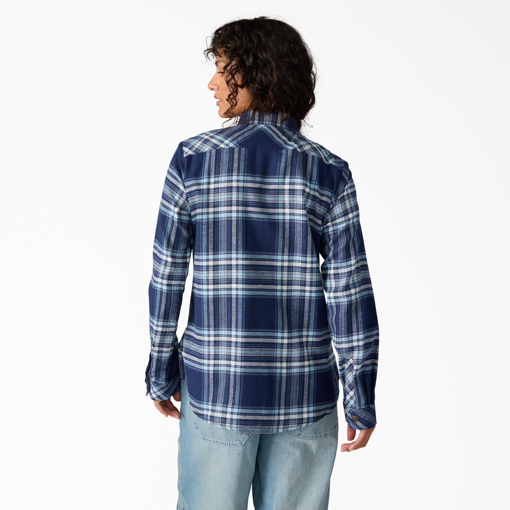 "Women's Plaid Flannel Long Sleeve Shirt"