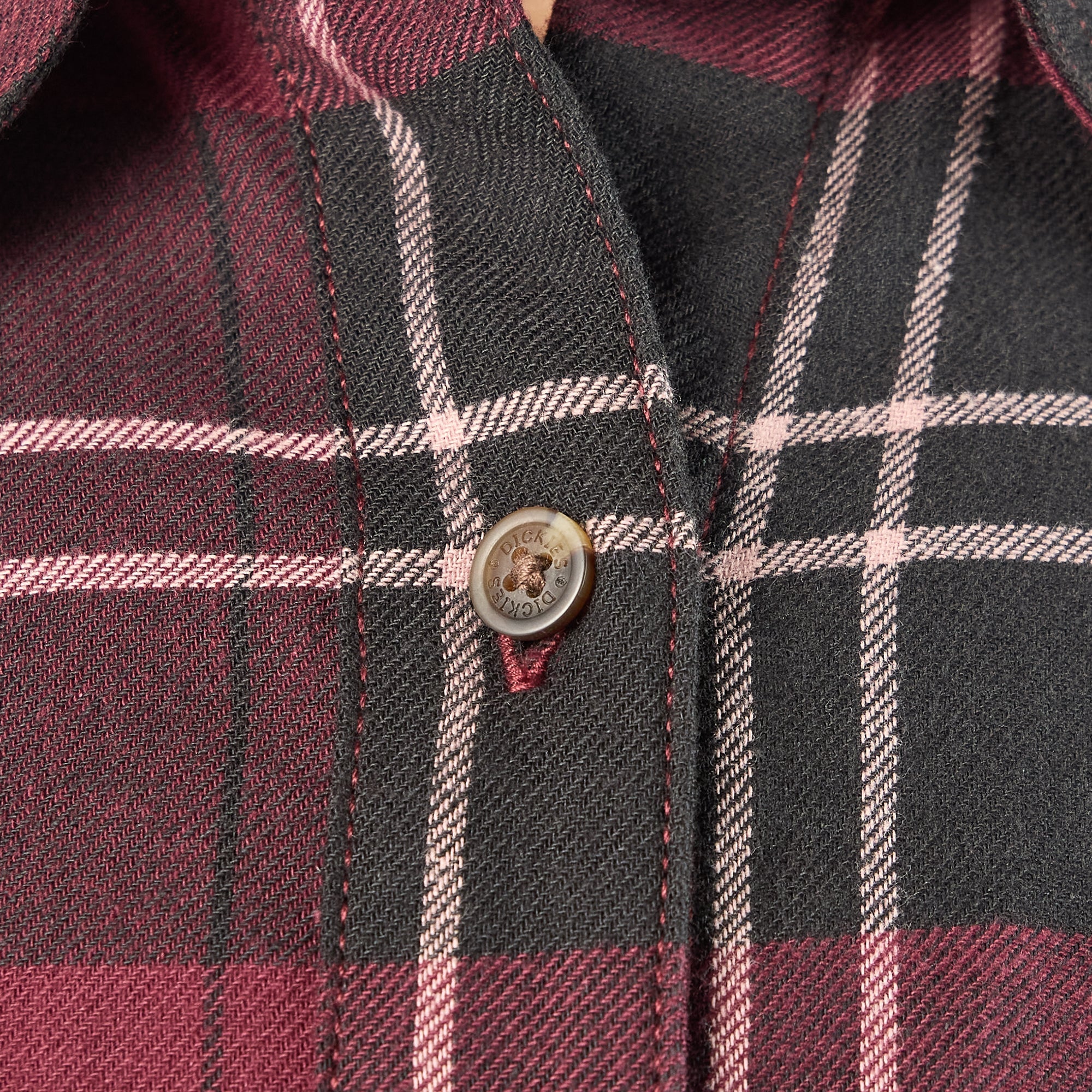 "Women's Plaid Flannel Long Sleeve Shirt"