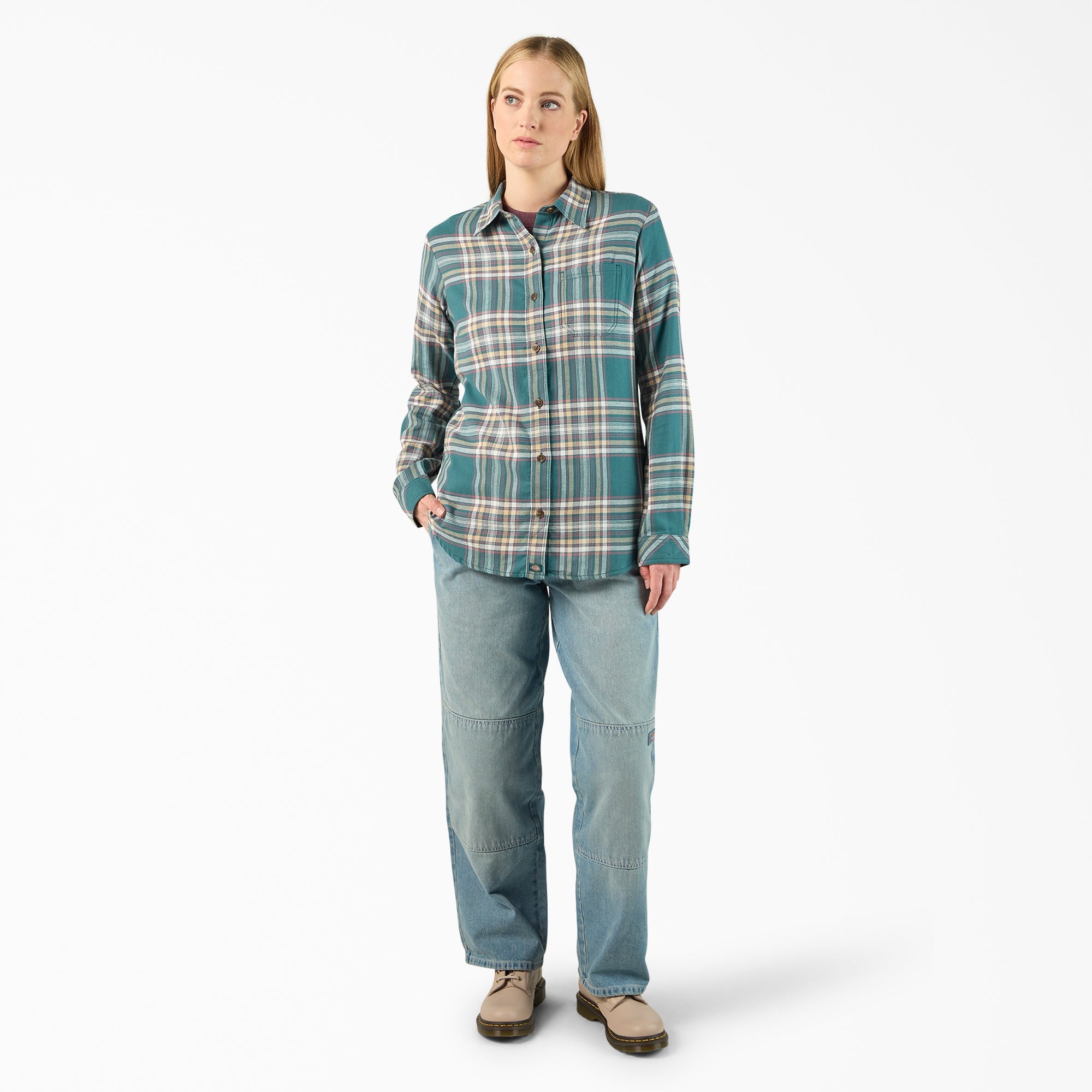"Women's Plaid Flannel Long Sleeve Shirt"