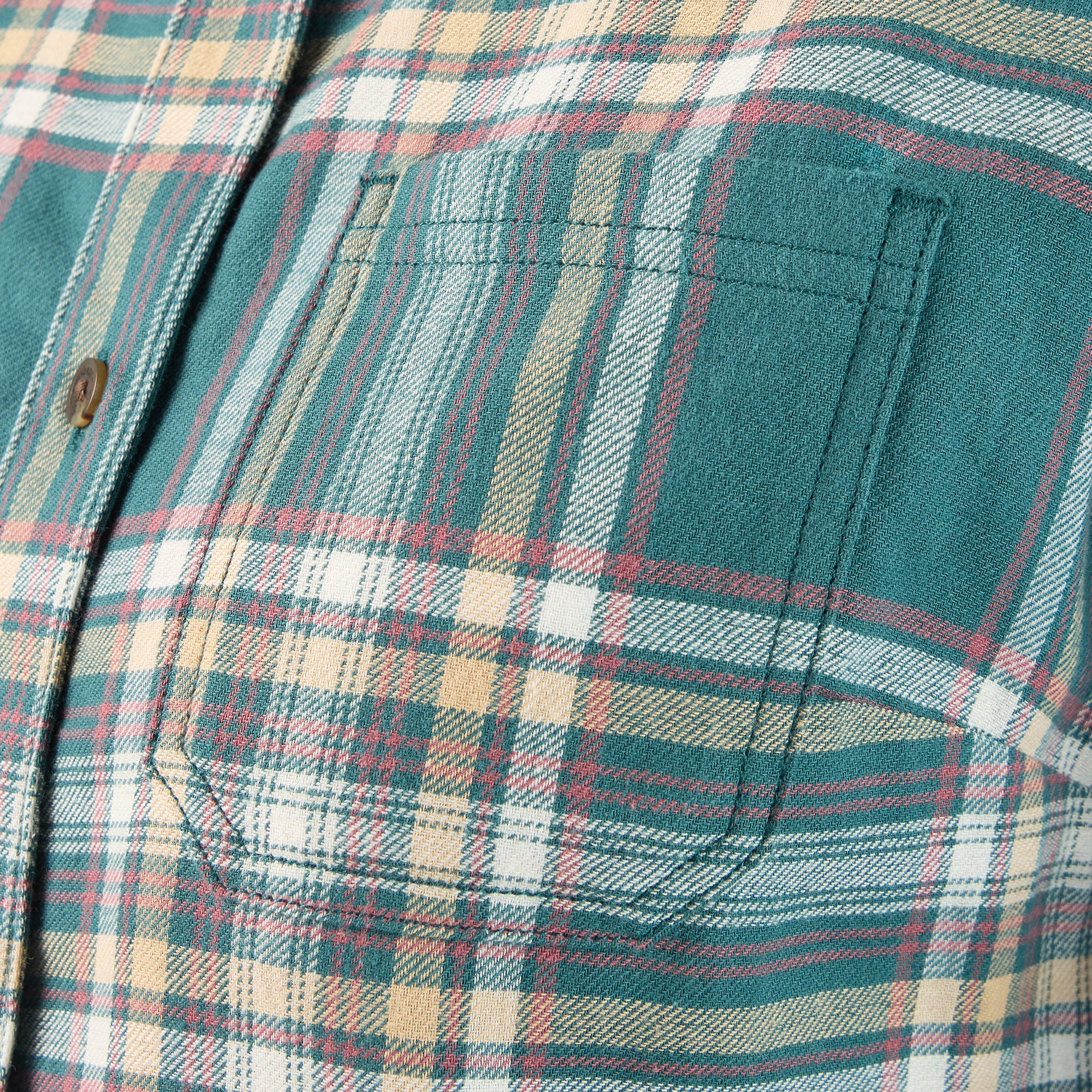 "Women's Plaid Flannel Long Sleeve Shirt"