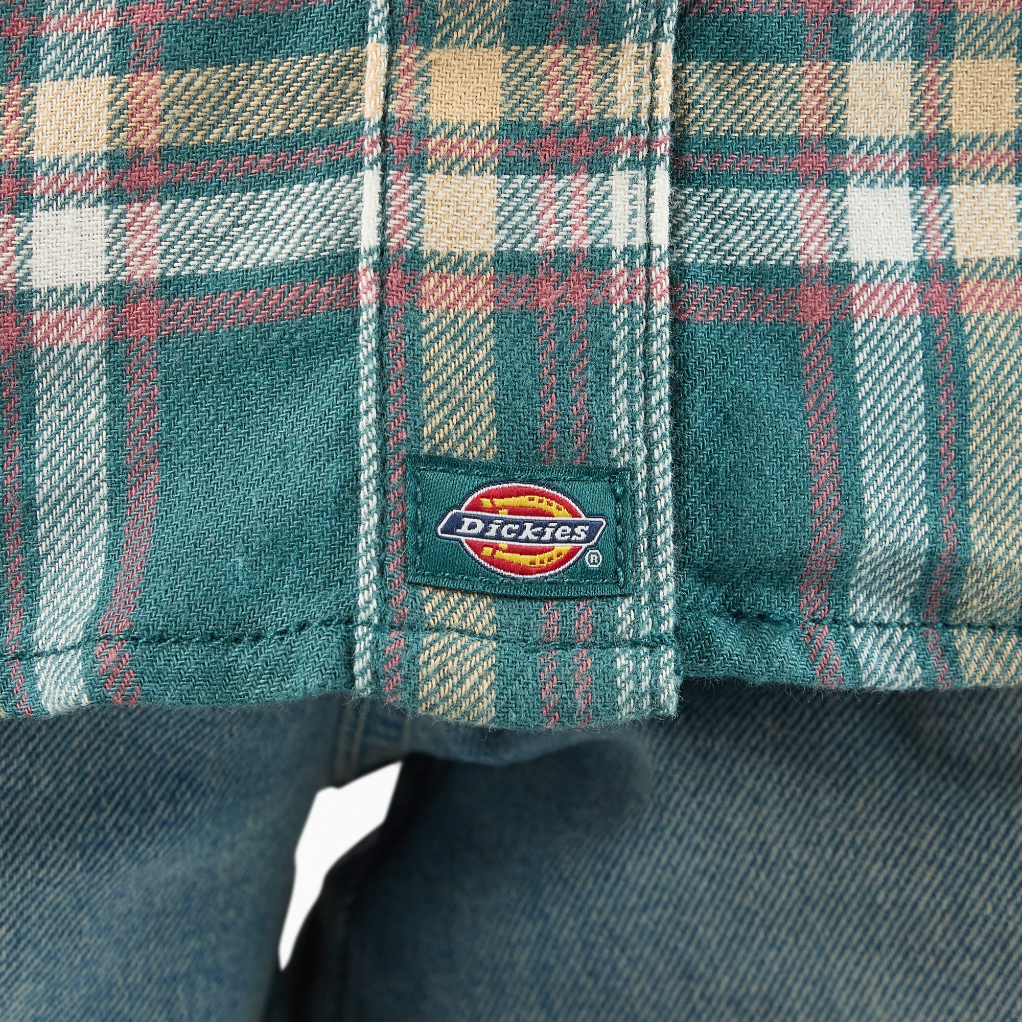"Women's Plaid Flannel Long Sleeve Shirt"