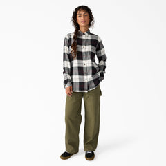 "Women's Plaid Flannel Long Sleeve Shirt"