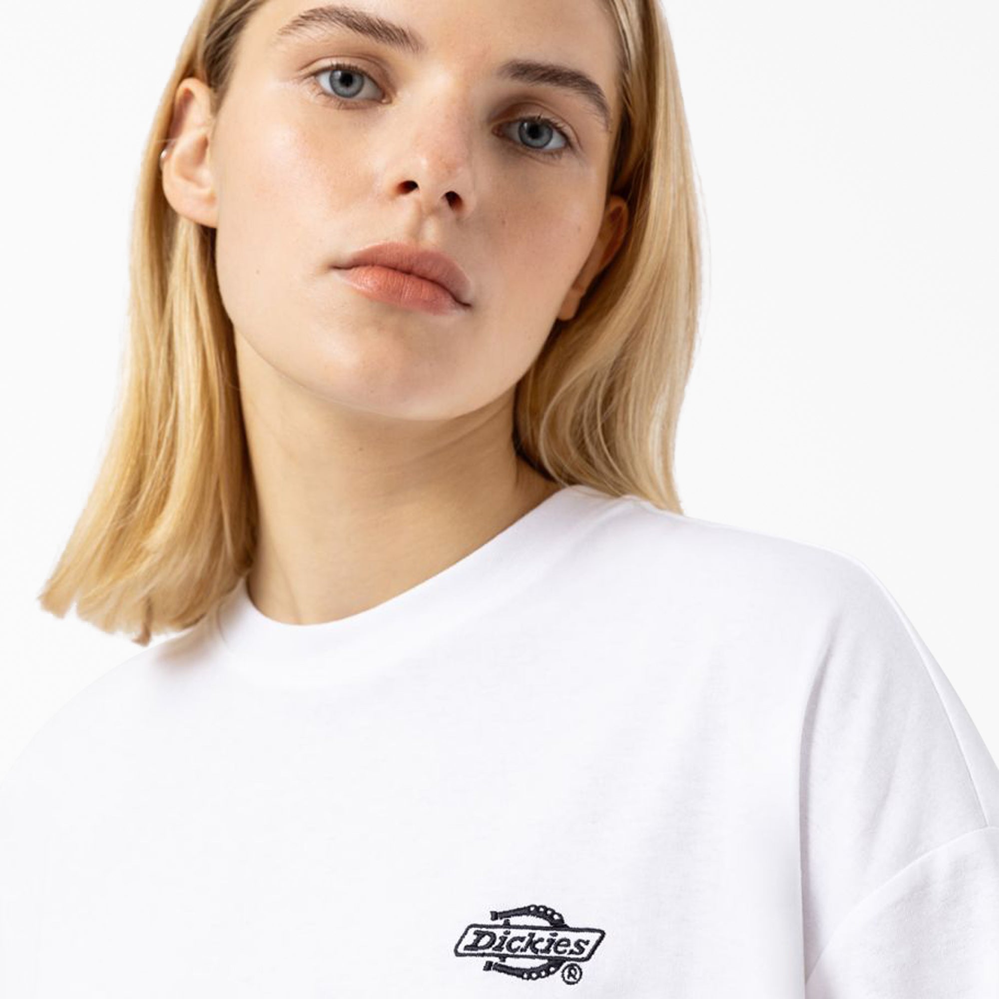 "Women's Summerdale Long Sleeve T-Shirt"