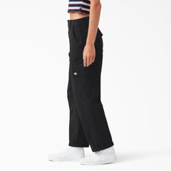 "Women's Relaxed Fit Cropped Cargo Pants"
