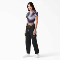 "Women's Relaxed Fit Cropped Cargo Pants"