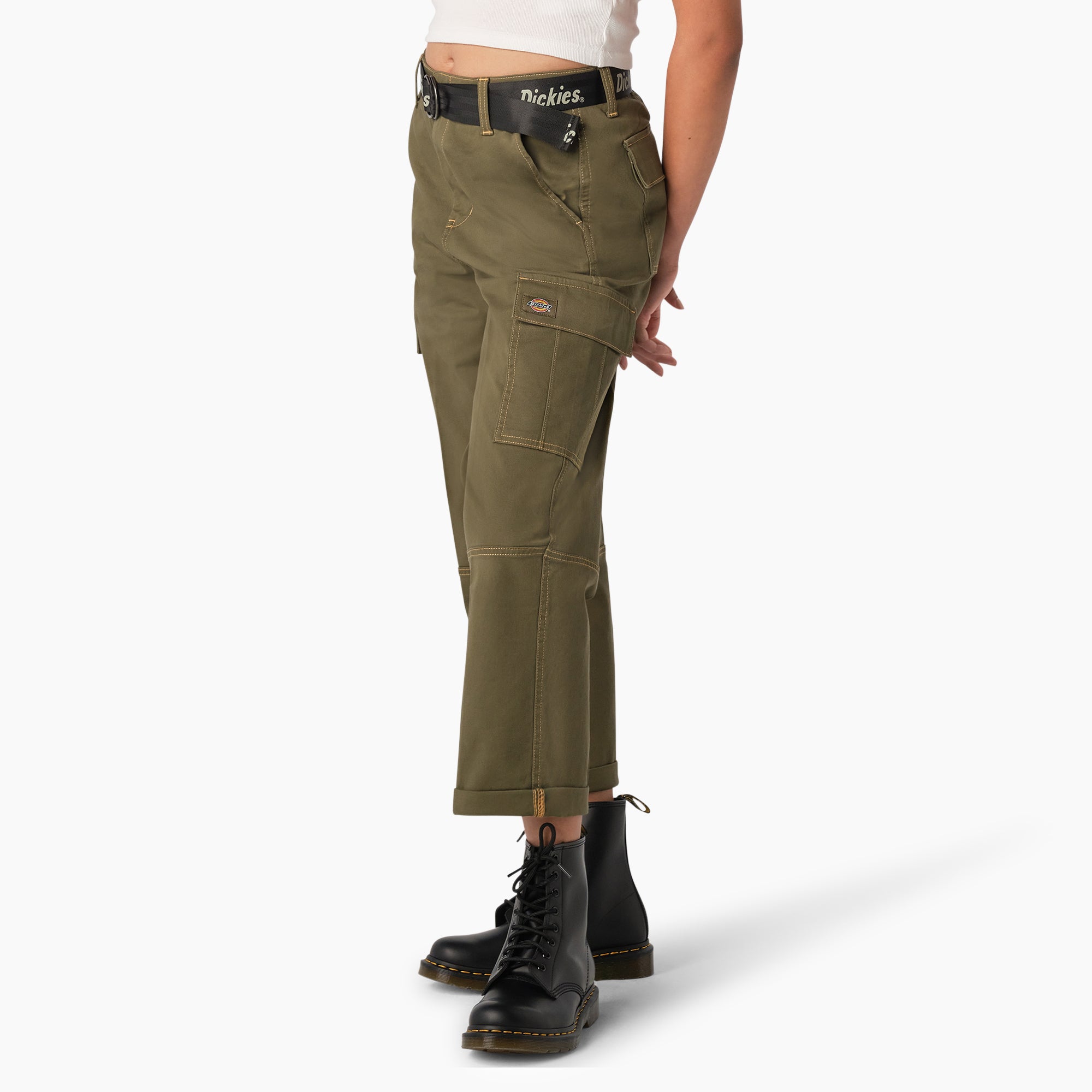 "Women's Relaxed Fit Contrast Stitch Cropped Cargo Pants"
