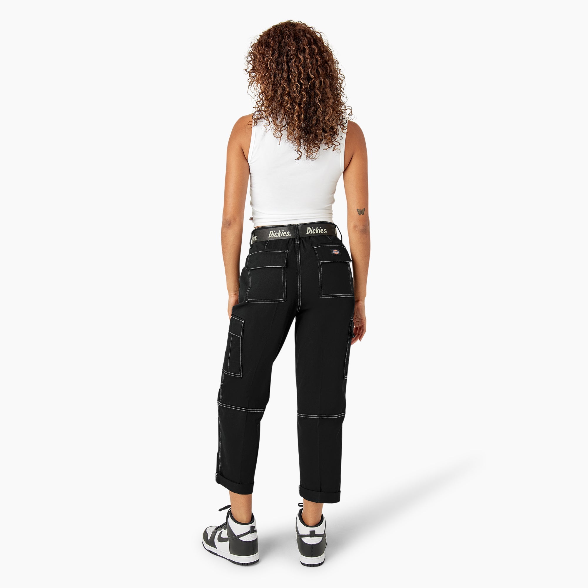 "Women's Relaxed Fit Contrast Stitch Cropped Cargo Pants"