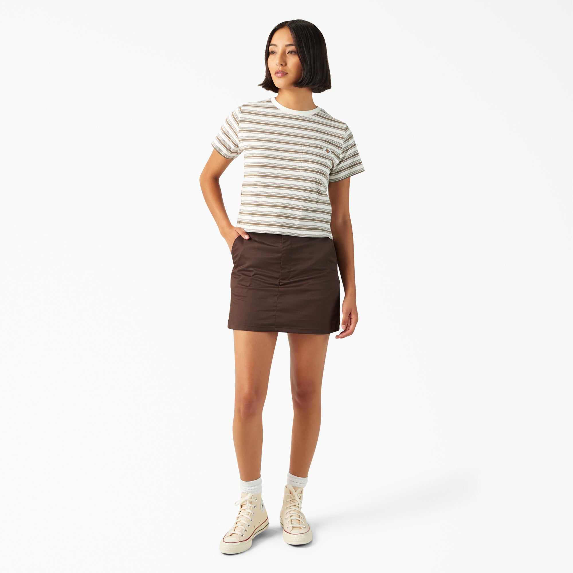 "Women's Large Striped Cropped Pocket T-Shirt"