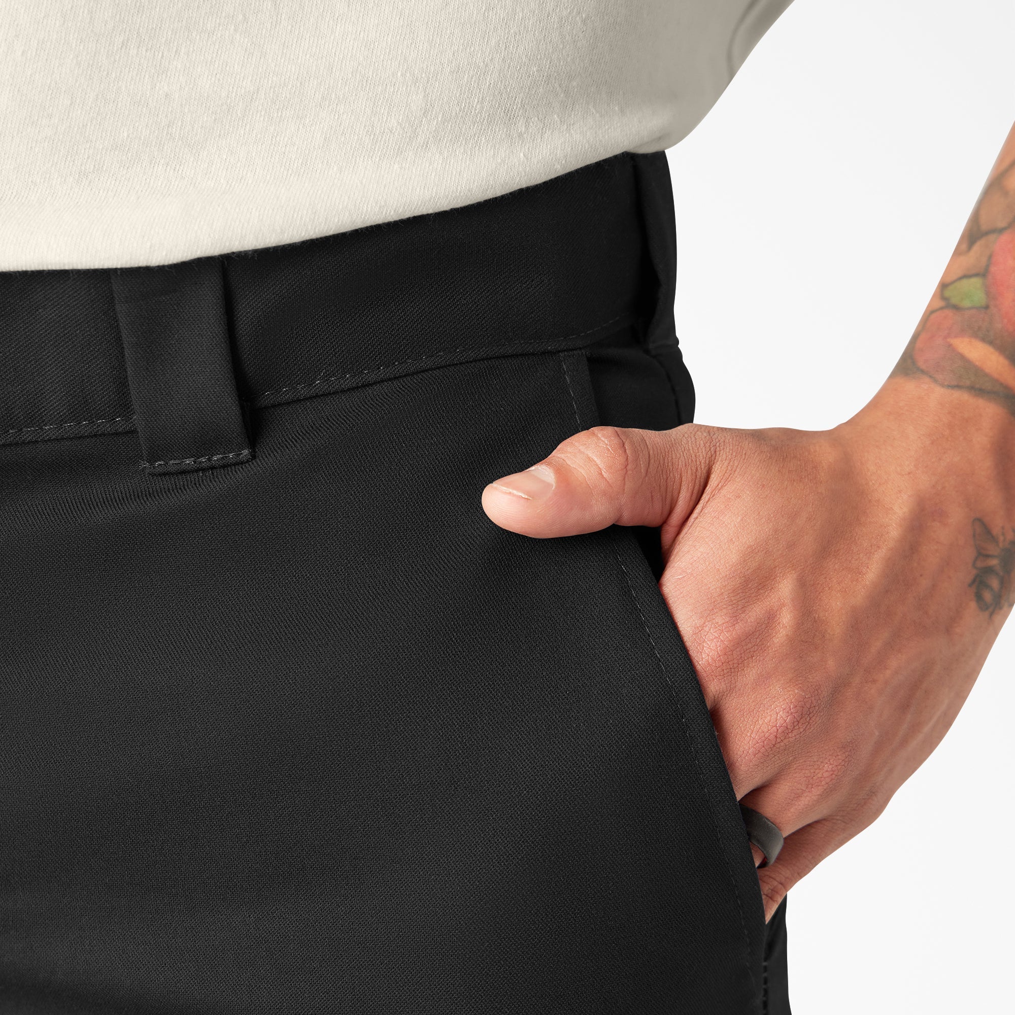 "FLEX Slim Fit Cargo Pants"