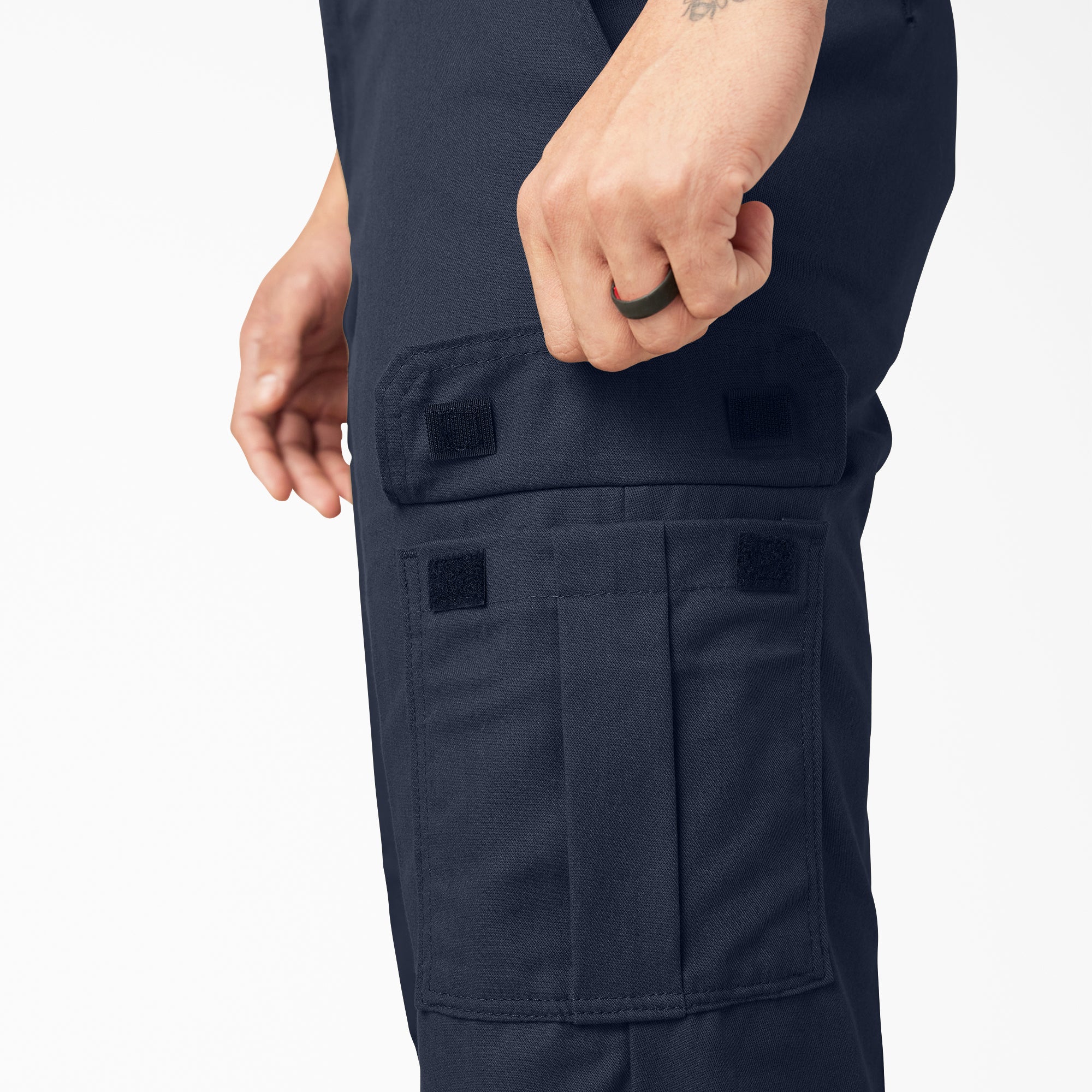"FLEX Regular Fit Cargo Pants"