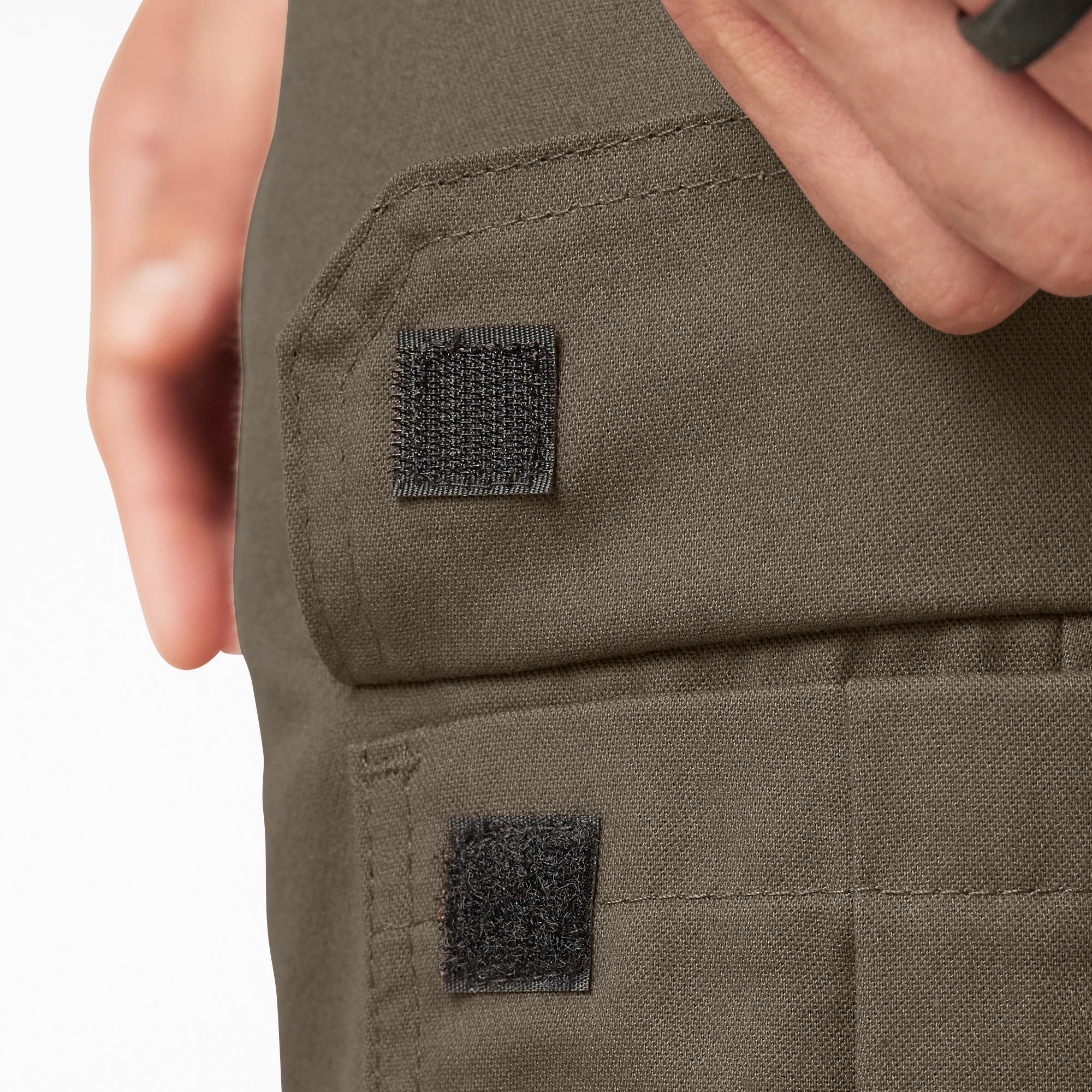 "FLEX Regular Fit Cargo Pants"