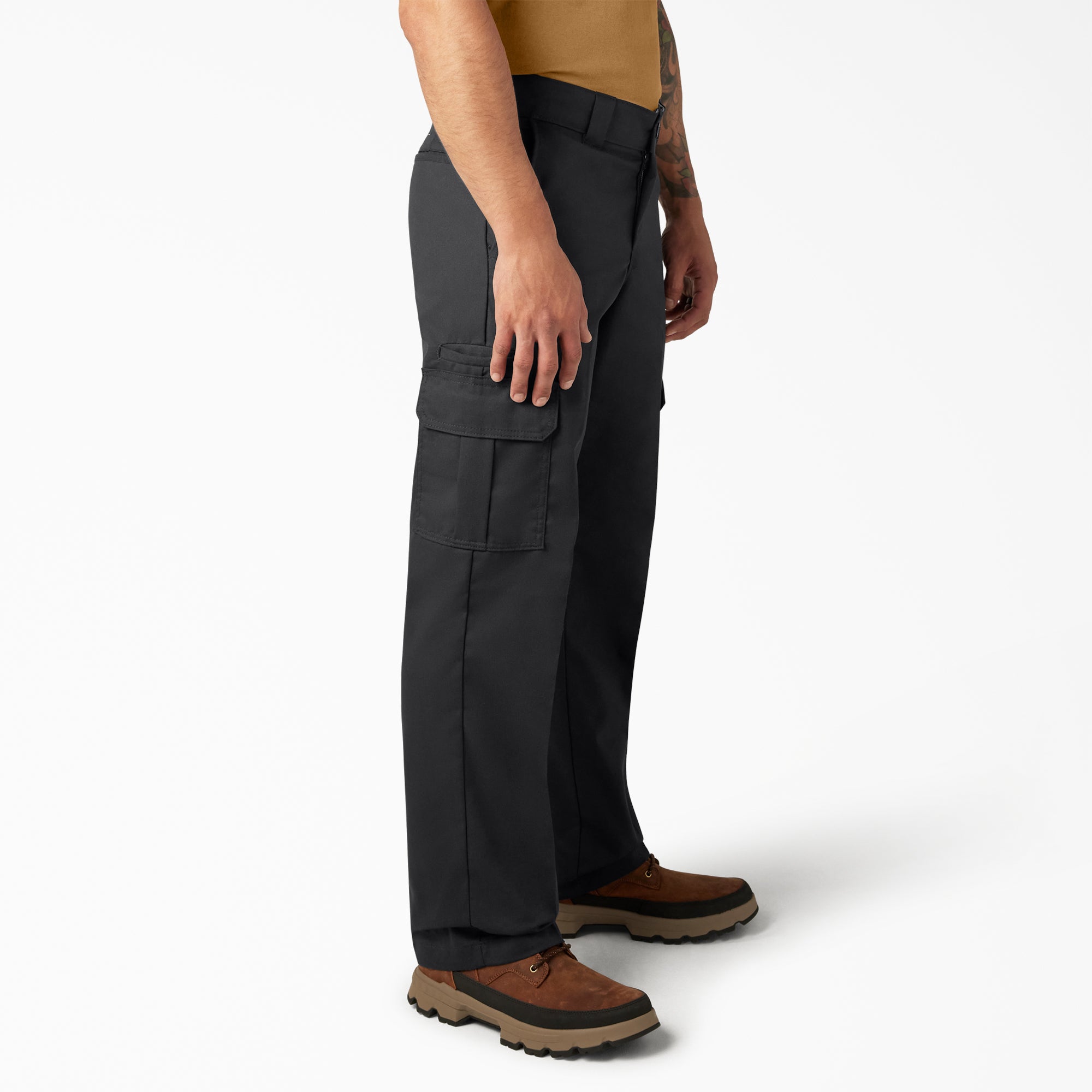 "FLEX Relaxed Fit Cargo Pants"