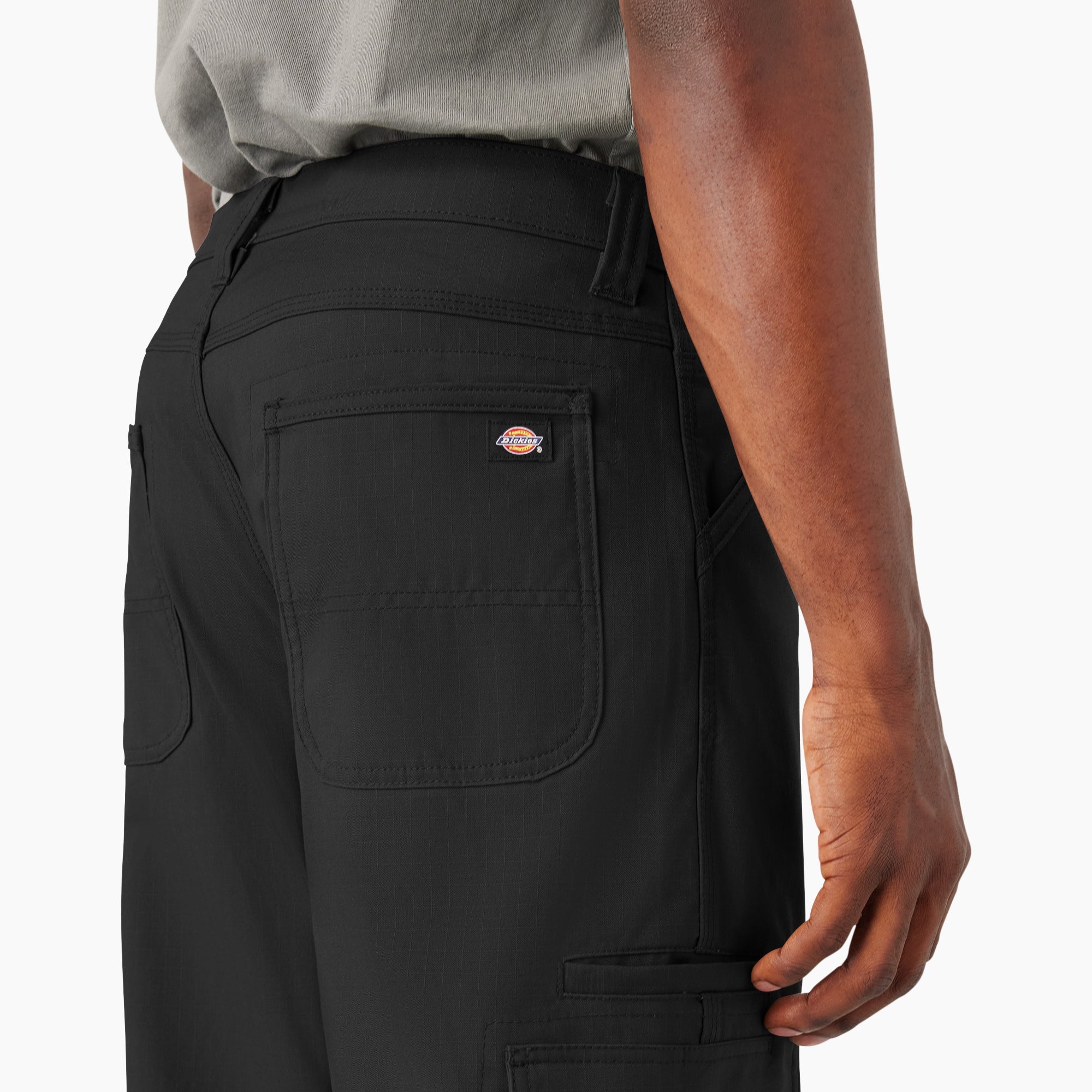 "FLEX DuraTech Relaxed Fit Ripstop Cargo Pants"