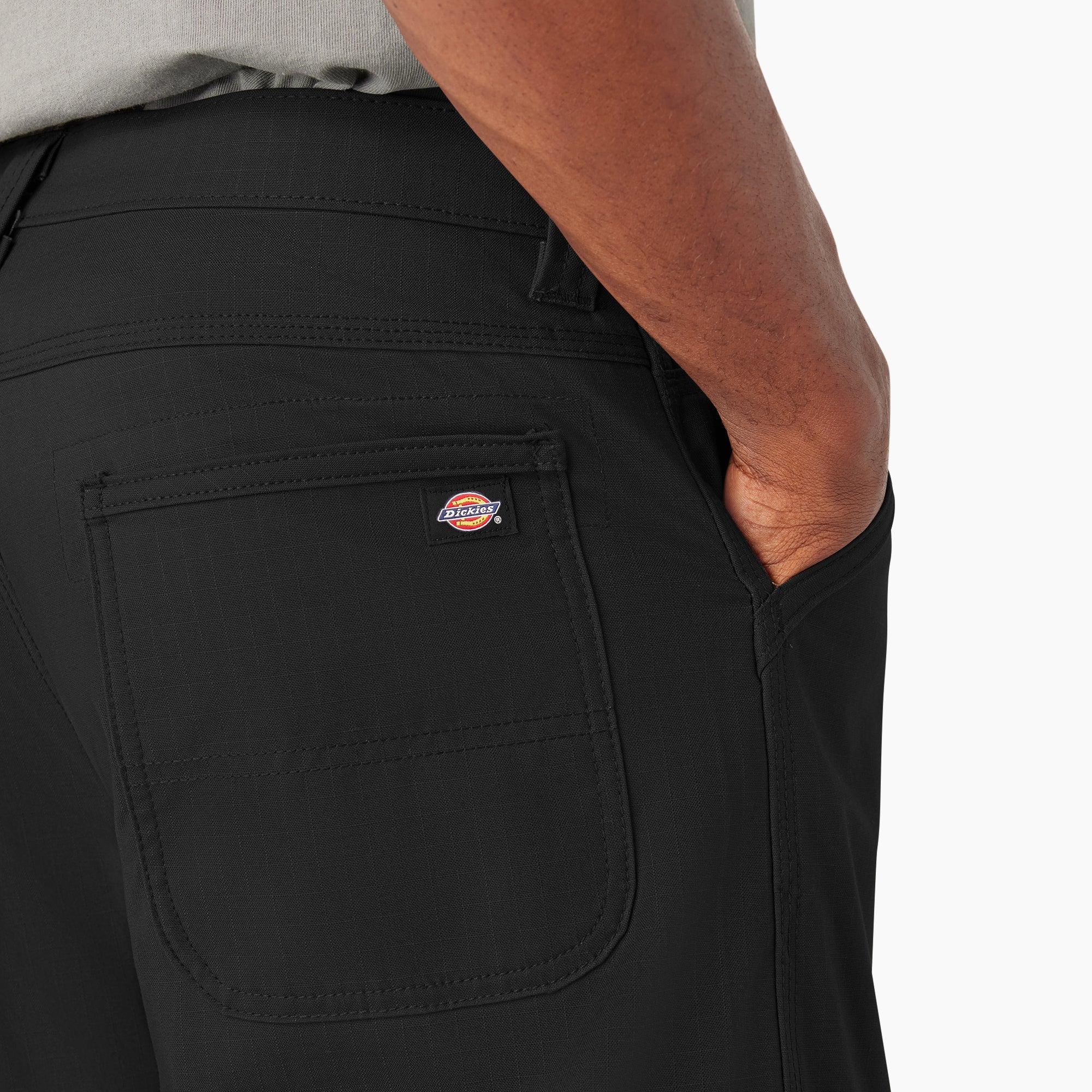 "FLEX DuraTech Relaxed Fit Ripstop Cargo Pants"